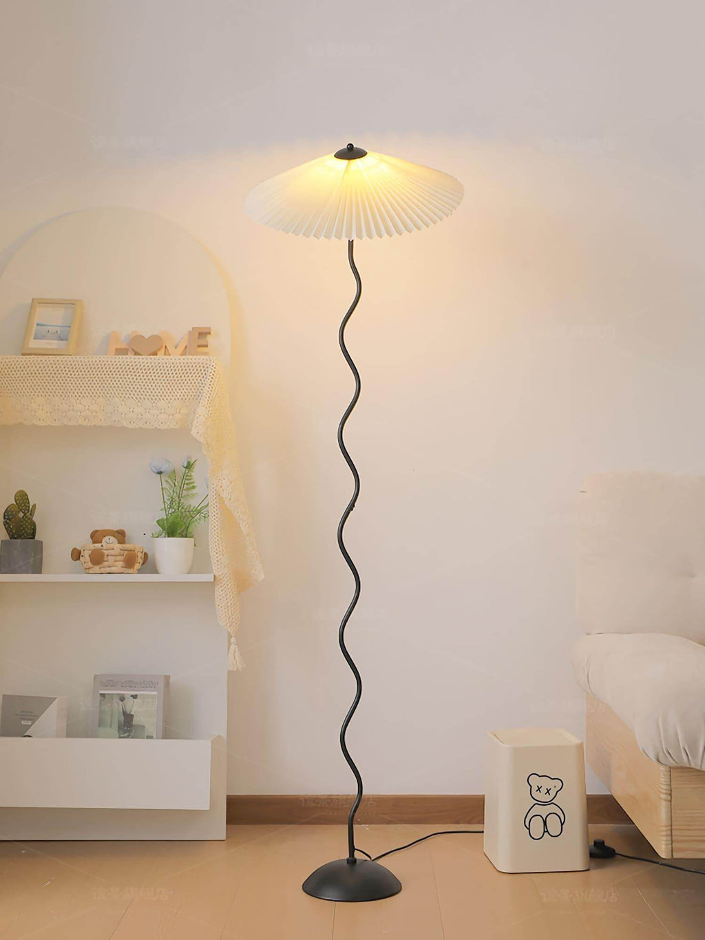 Squiggle Floor Lamp