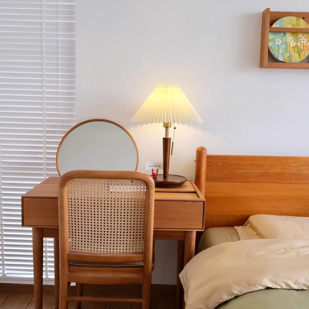 Suki Pleated Table Lamp