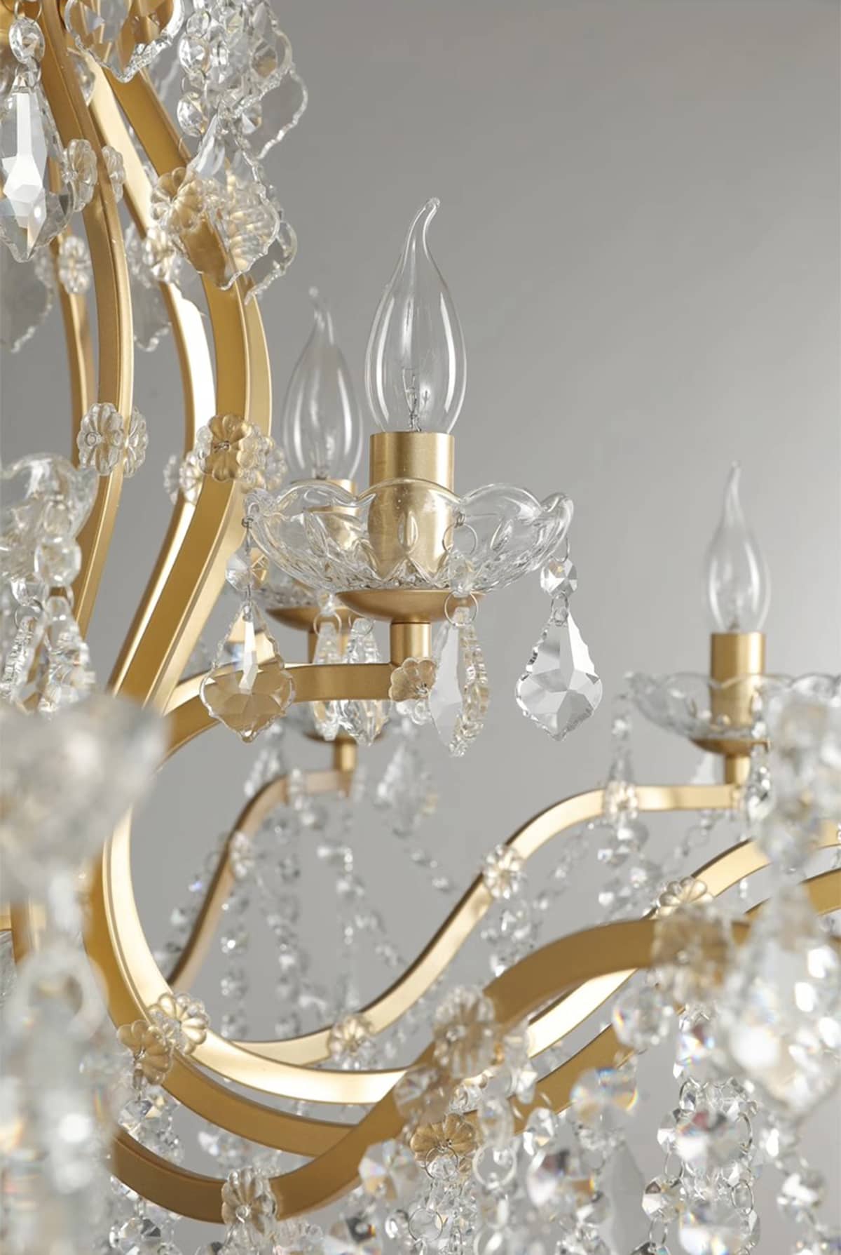 Tavari Chandelier