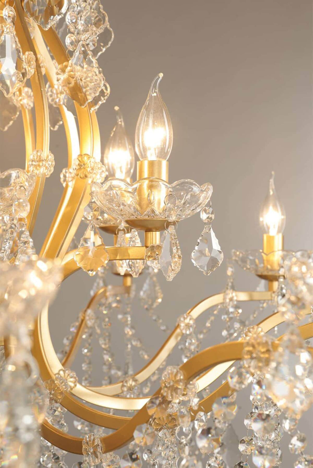Tavari Chandelier