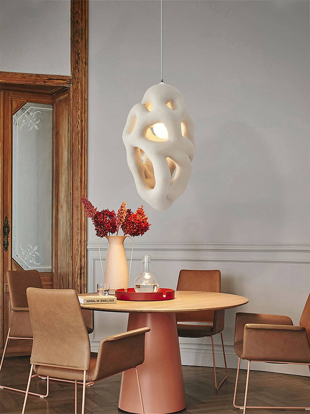 Tavra Resin Pendant Lamp