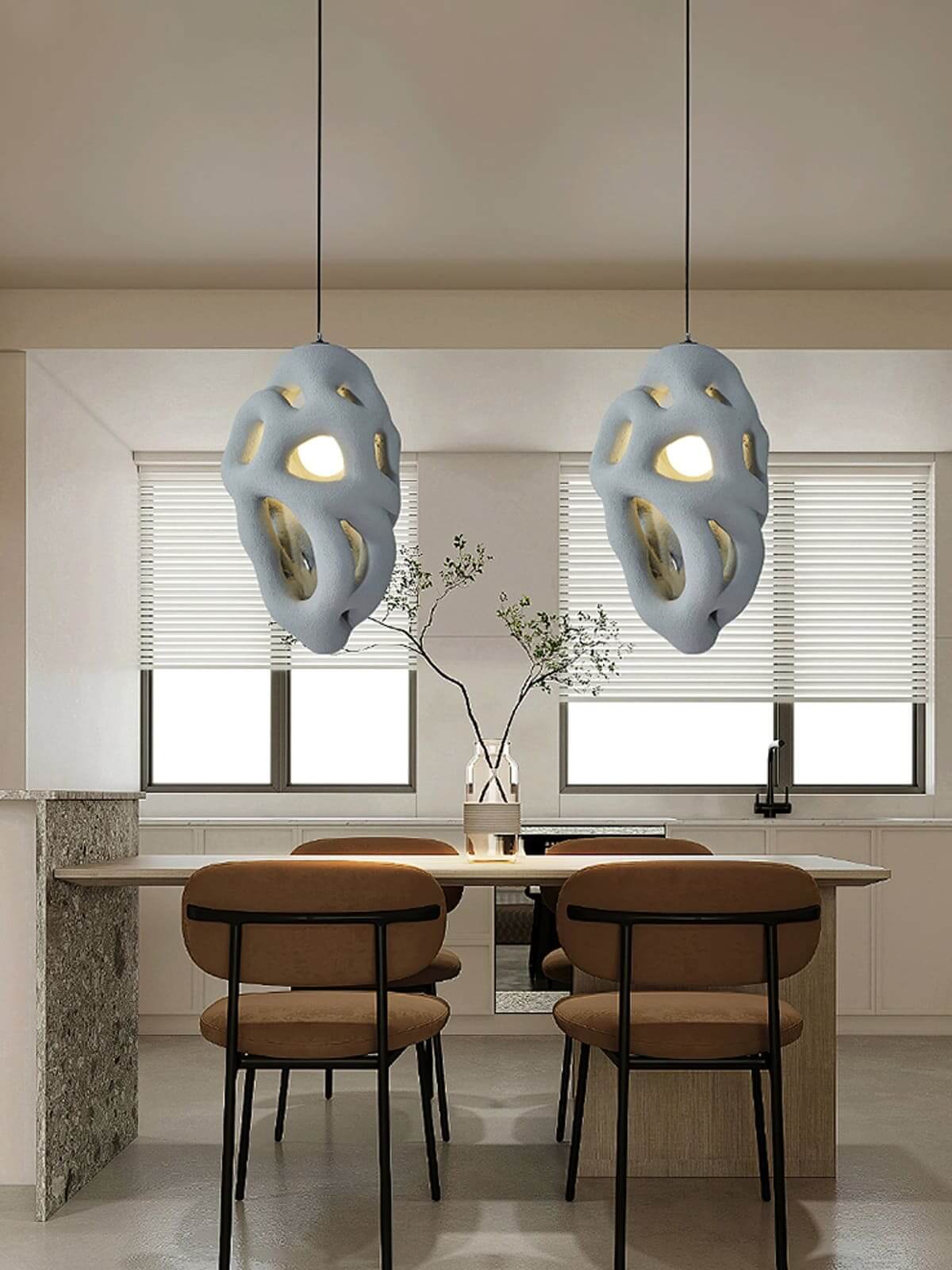 Tavra Resin Pendant Lamp