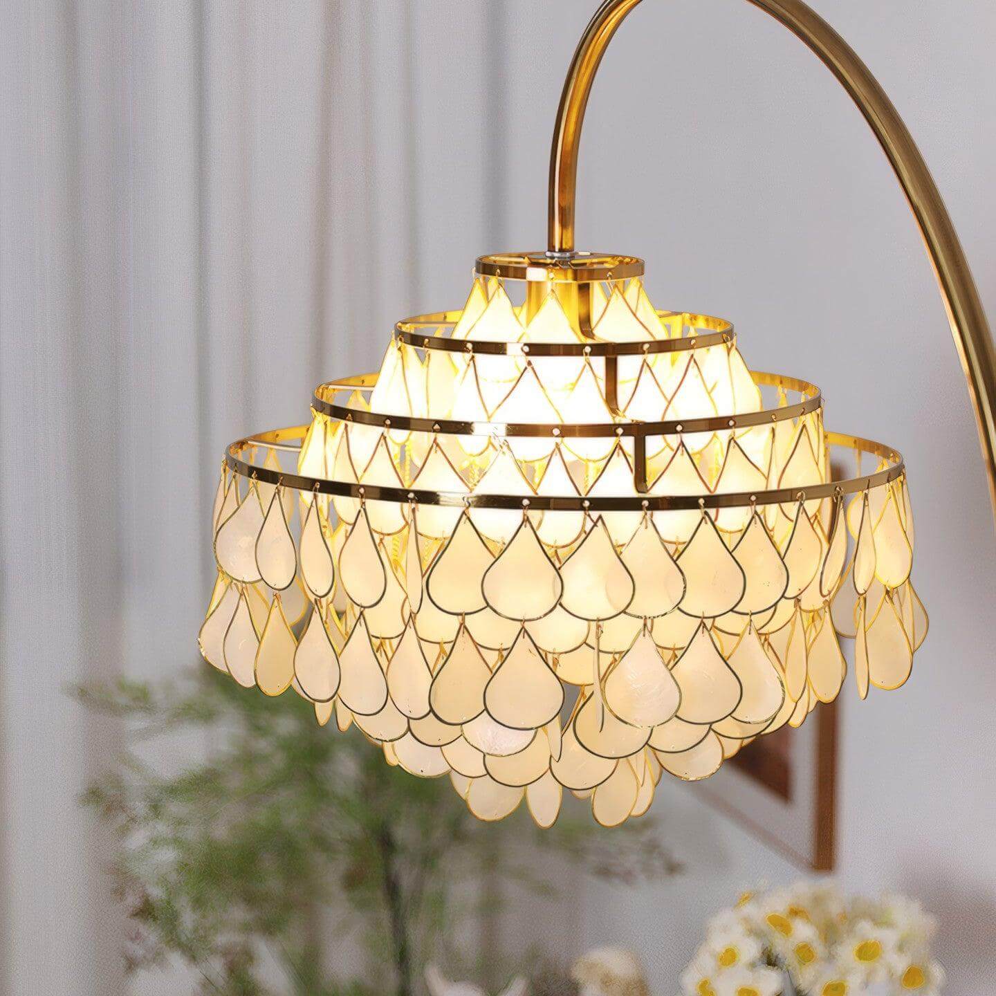 Teardrops Shell Arc Floor Lamp