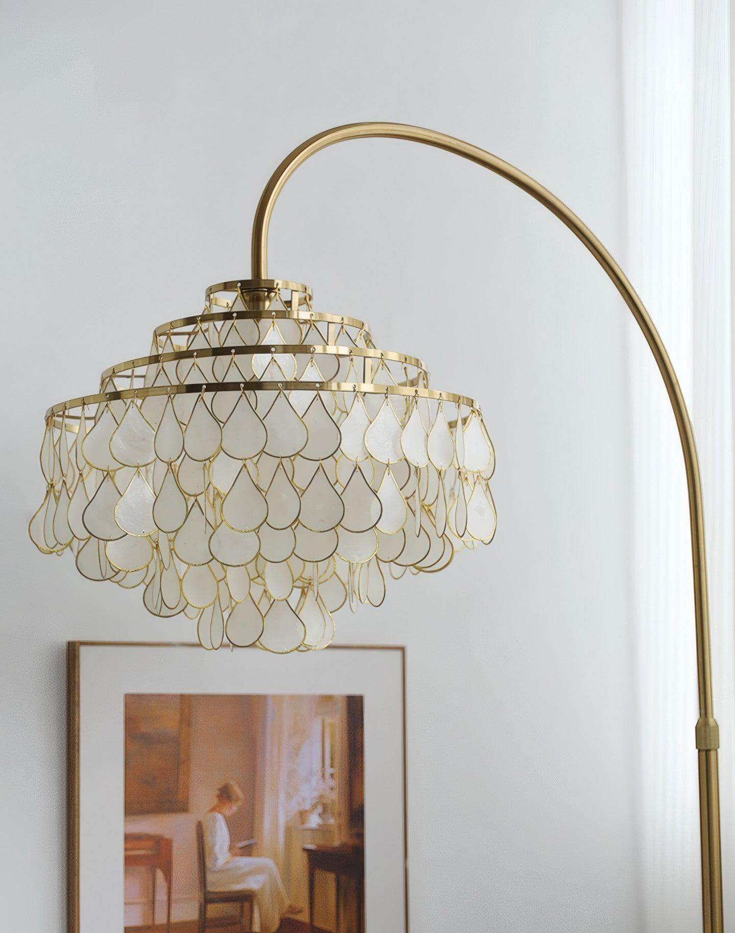 Teardrops Shell Arc Floor Lamp