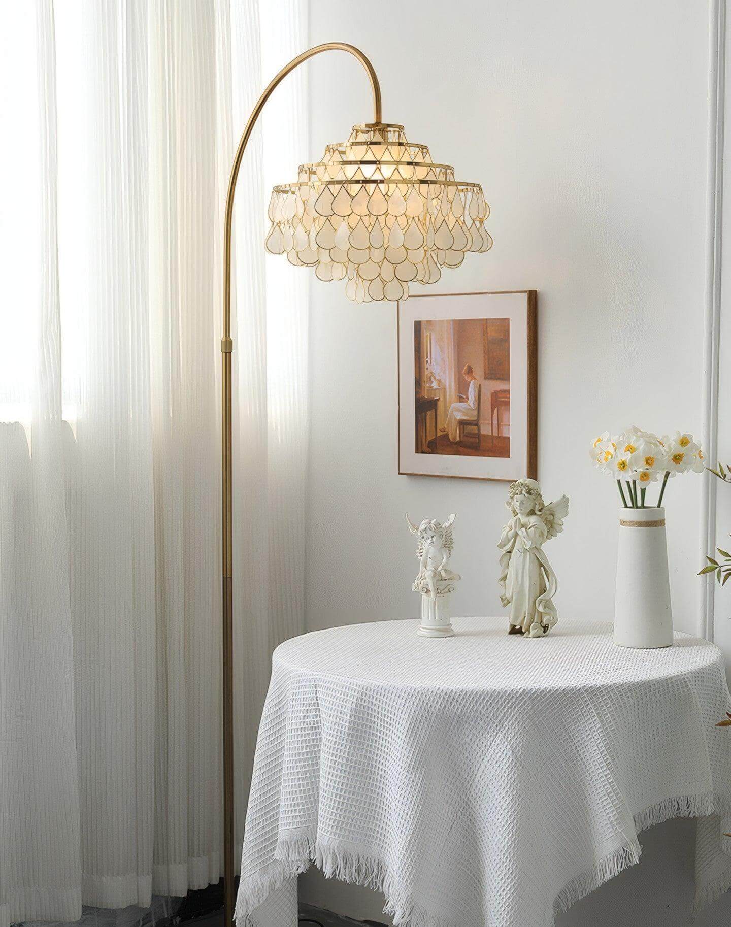 Teardrops Shell Arc Floor Lamp