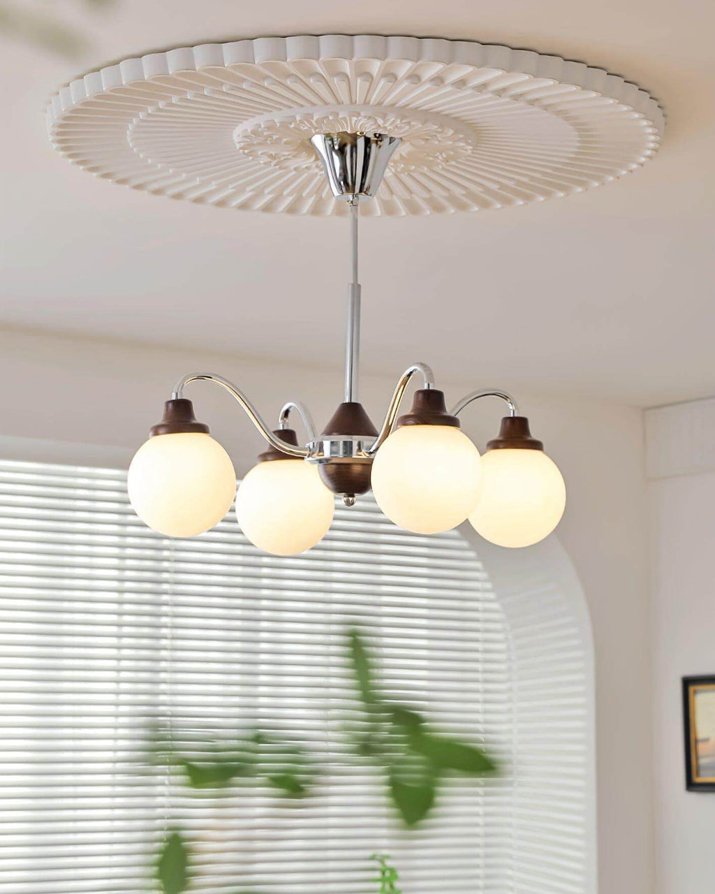 Tillary Retro Chandelier