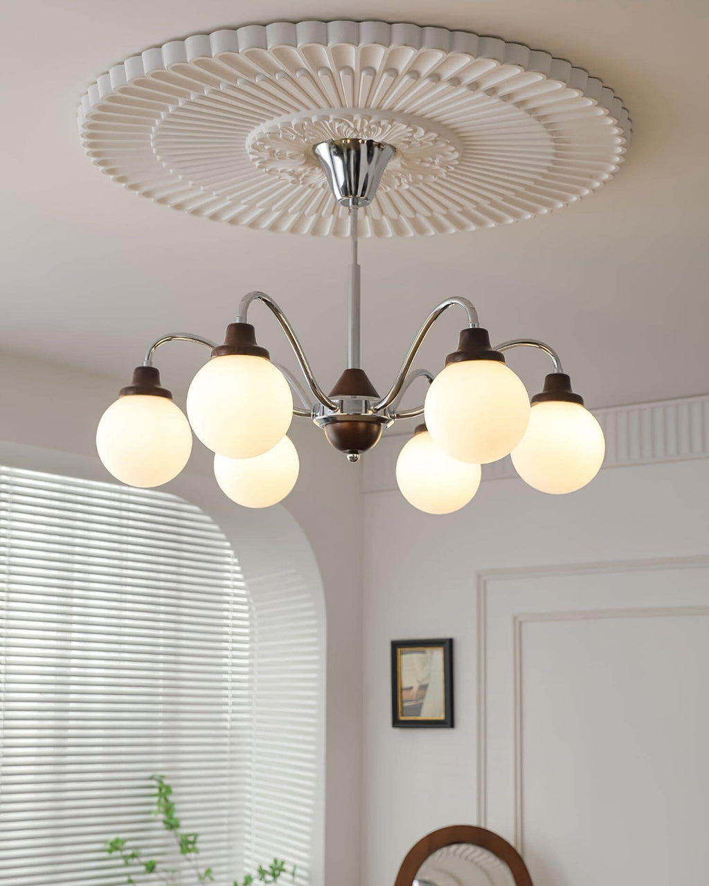 Tillary Retro Chandelier