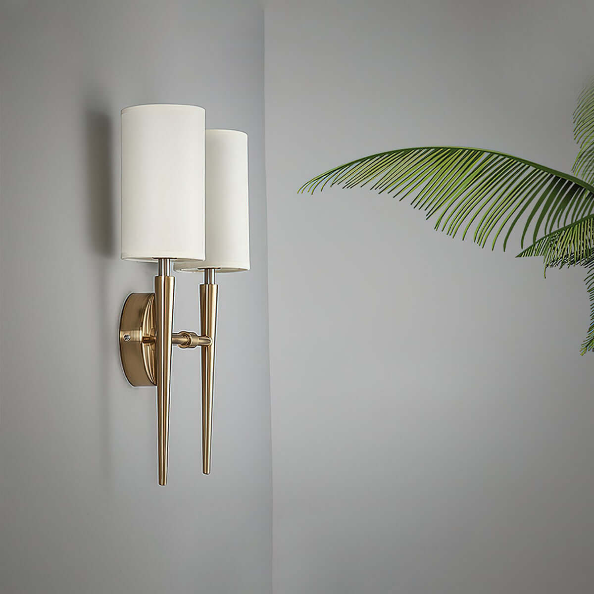 Tivareo Wall Lamp