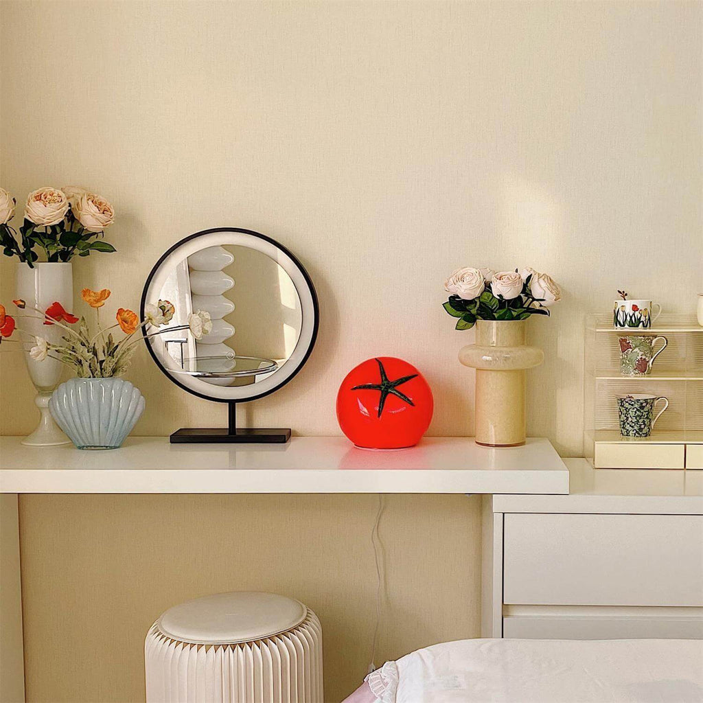 Tomato Table Lamp