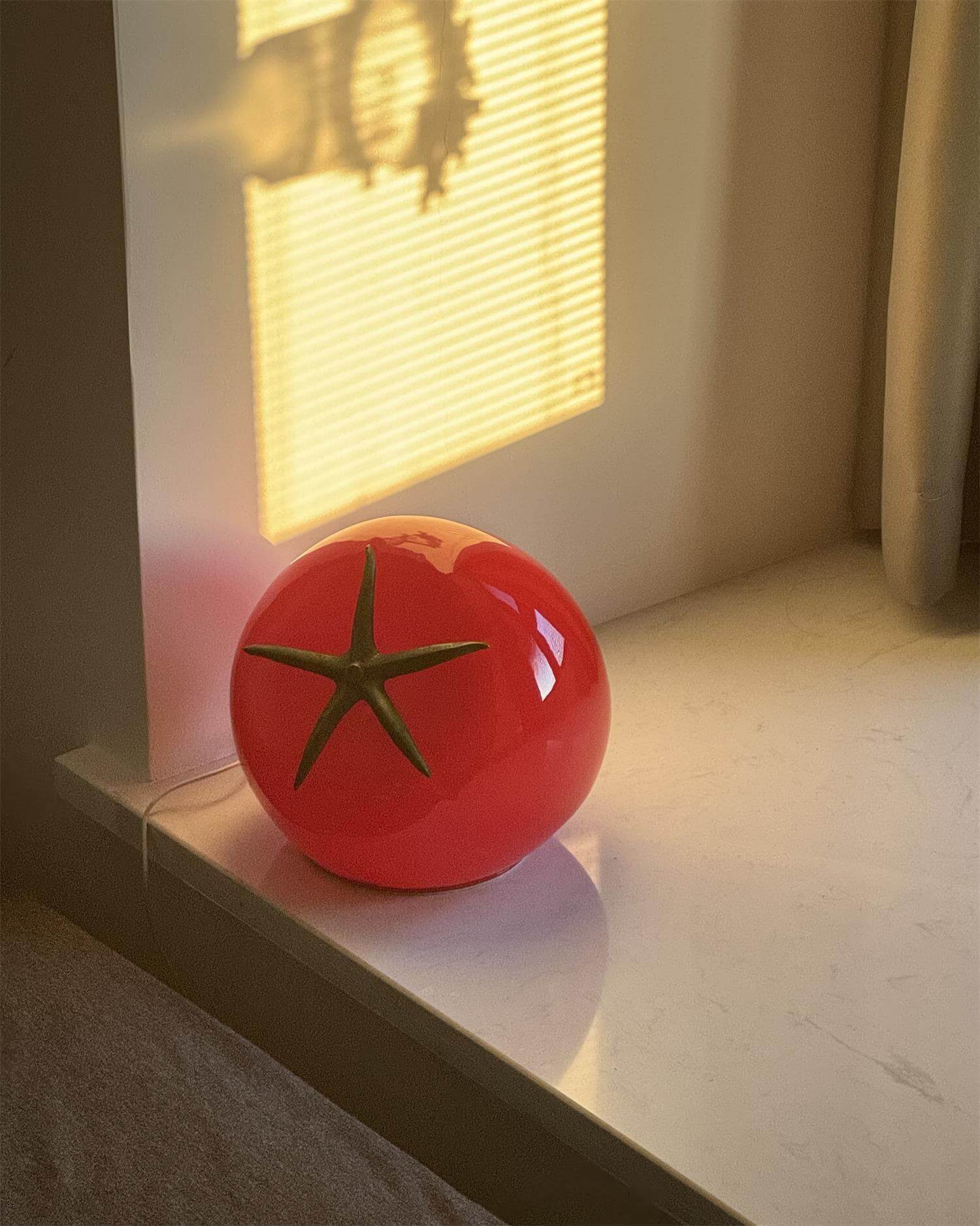 Tomato Table Lamp