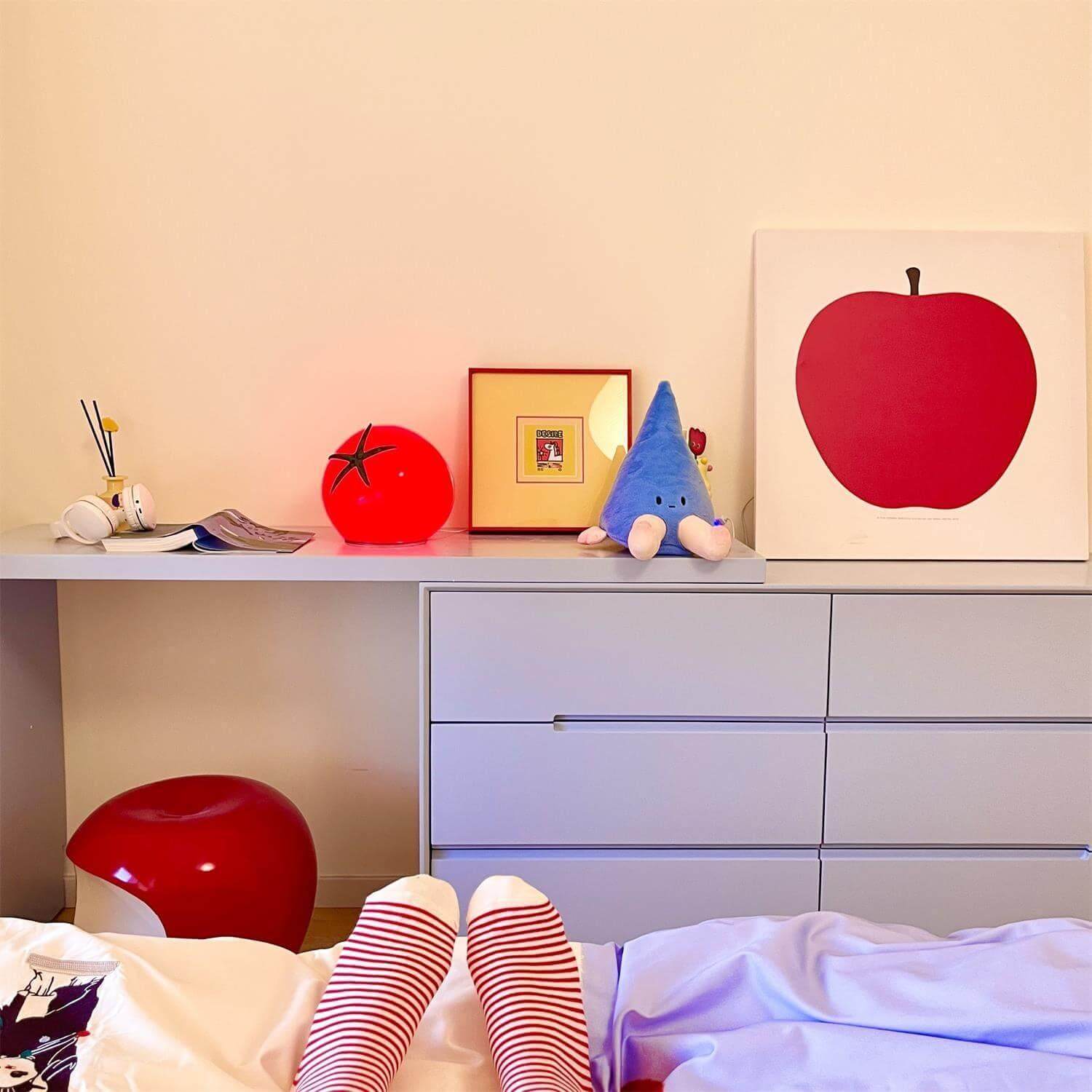 Tomato Table Lamp