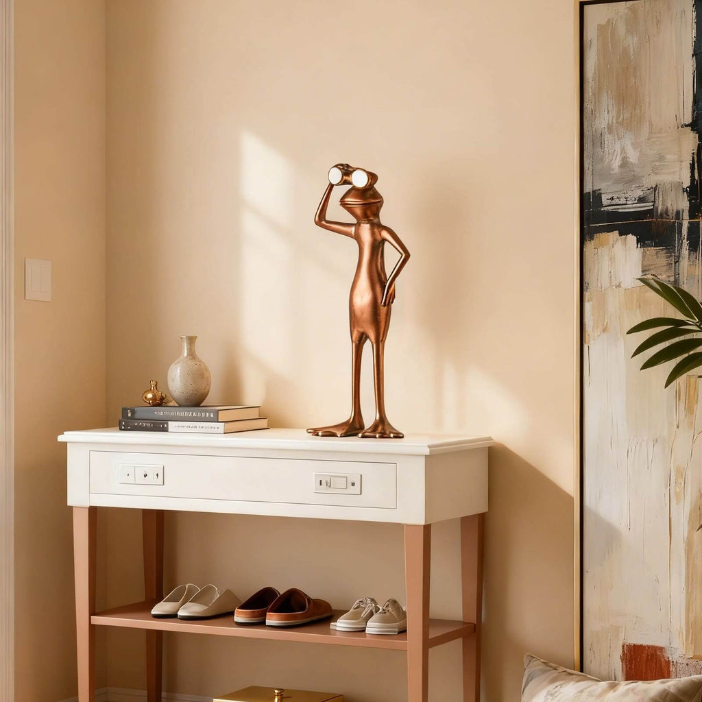 Troviki Sculpture Table Lamp
