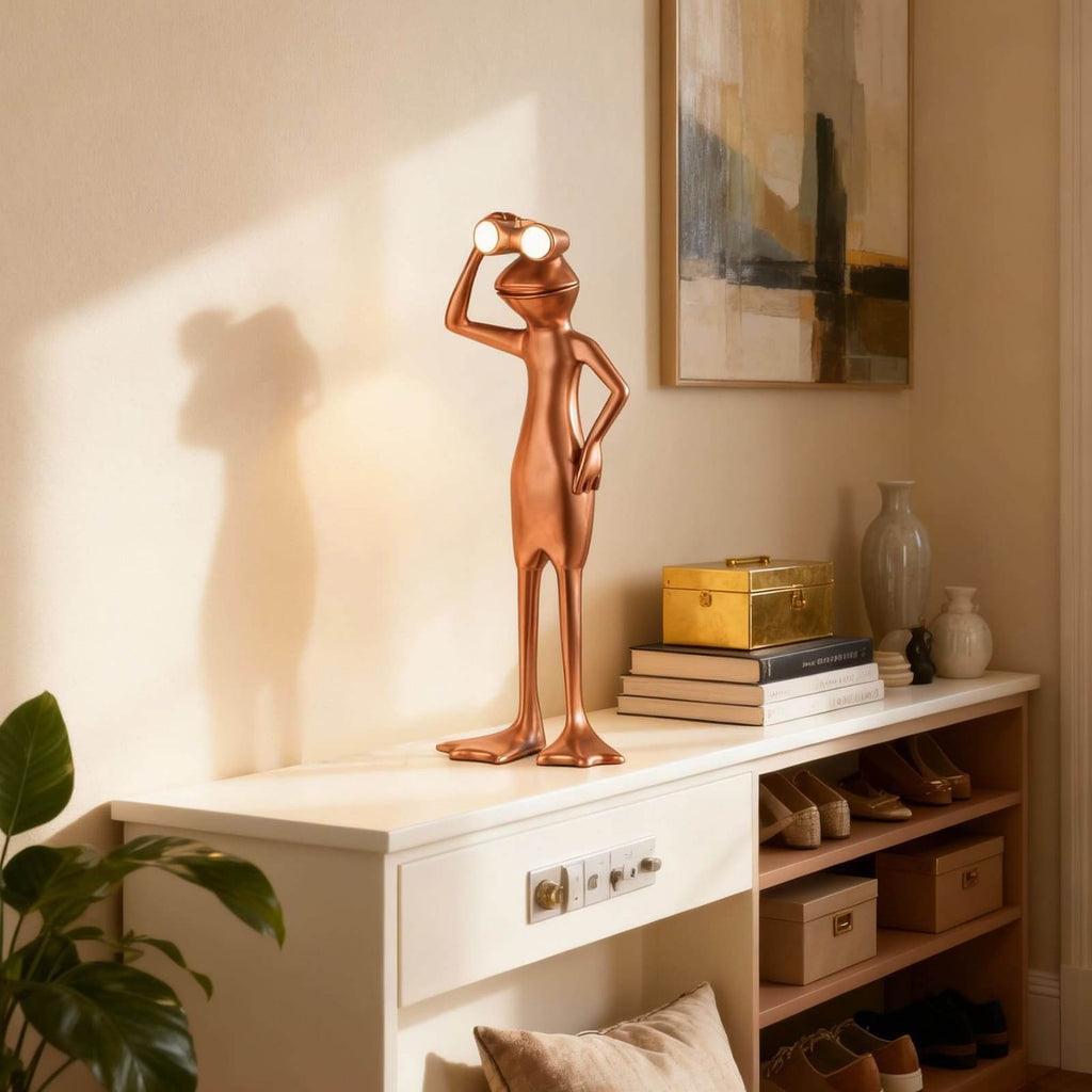 Troviki Sculpture Table Lamp
