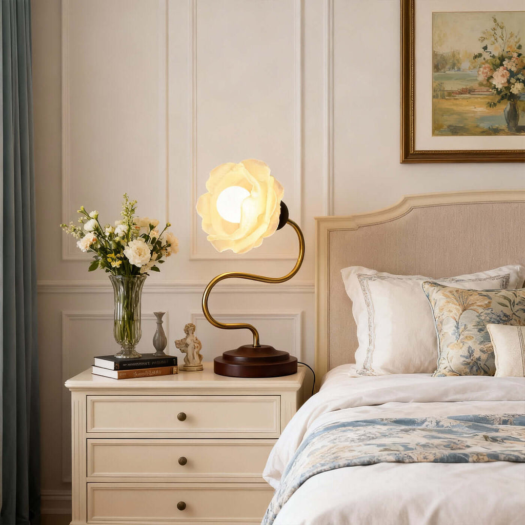 Turavo Table Lamp