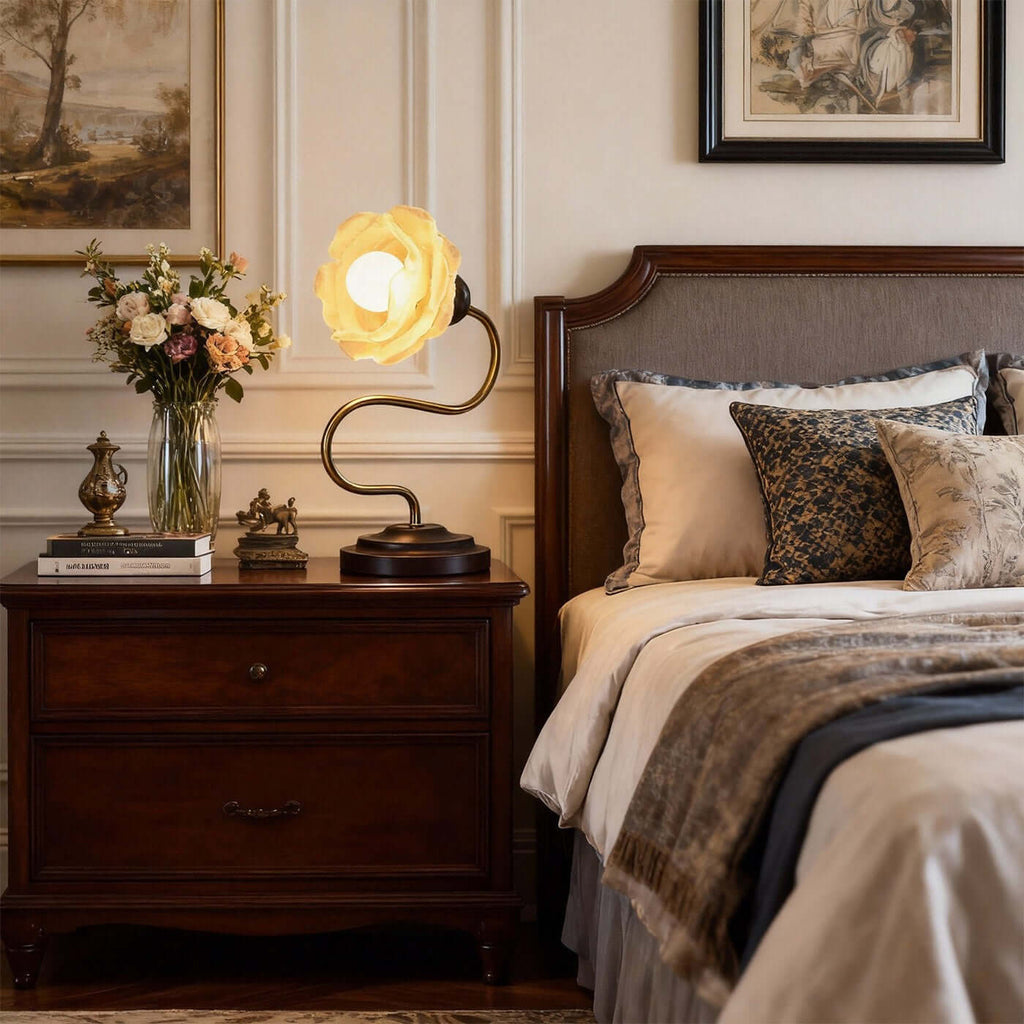 Turavo Table Lamp