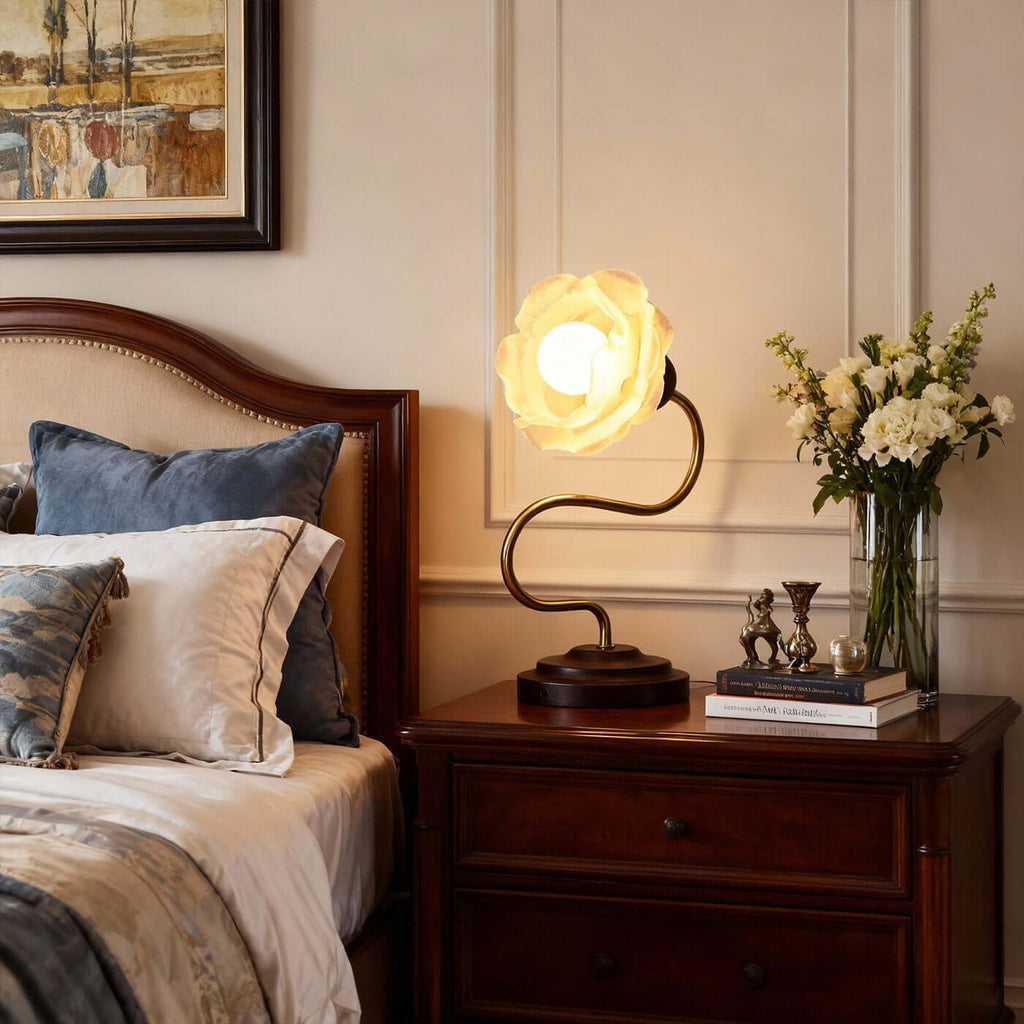 Turavo Table Lamp