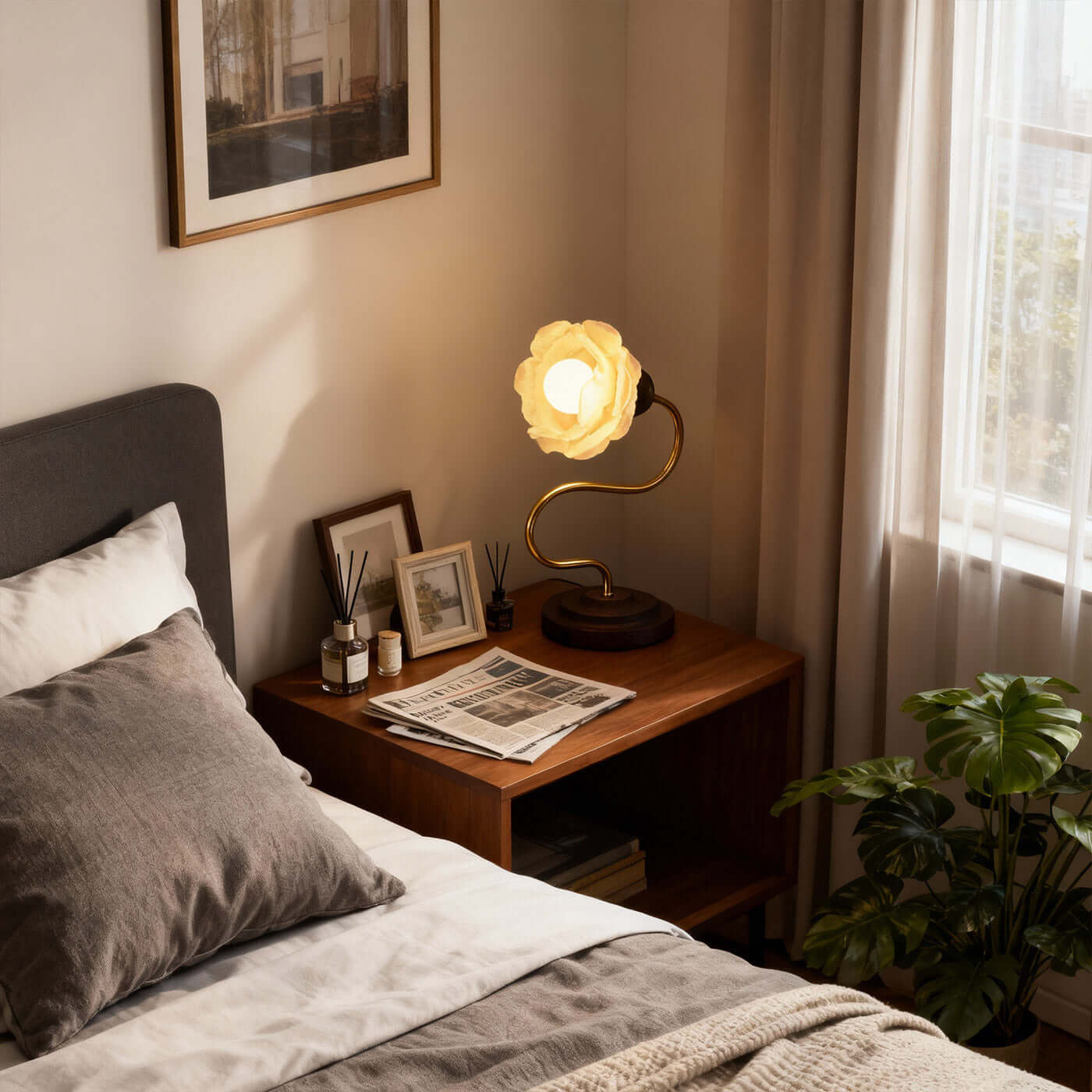 Turavo Table Lamp