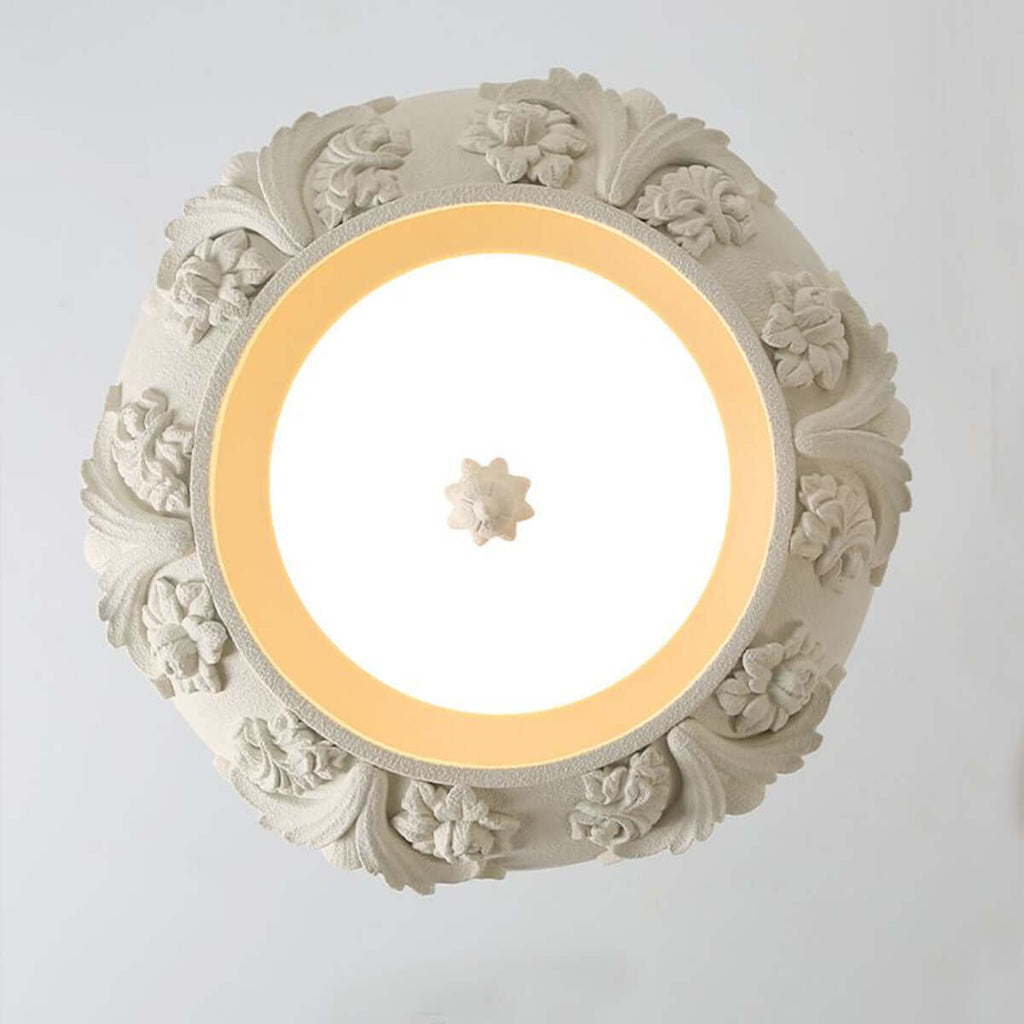 Uvilo Resin Chandelier