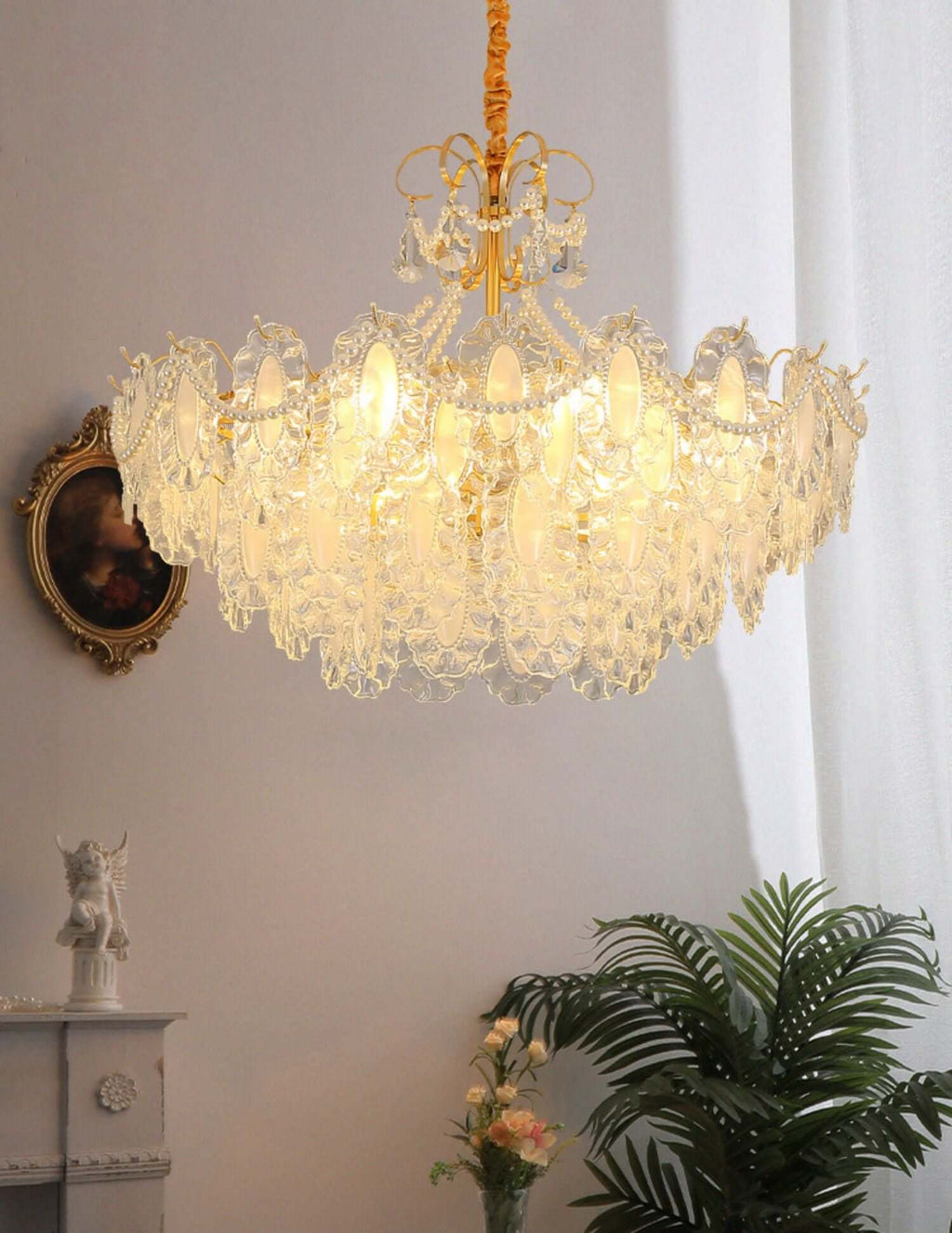 Vatina Chandelier