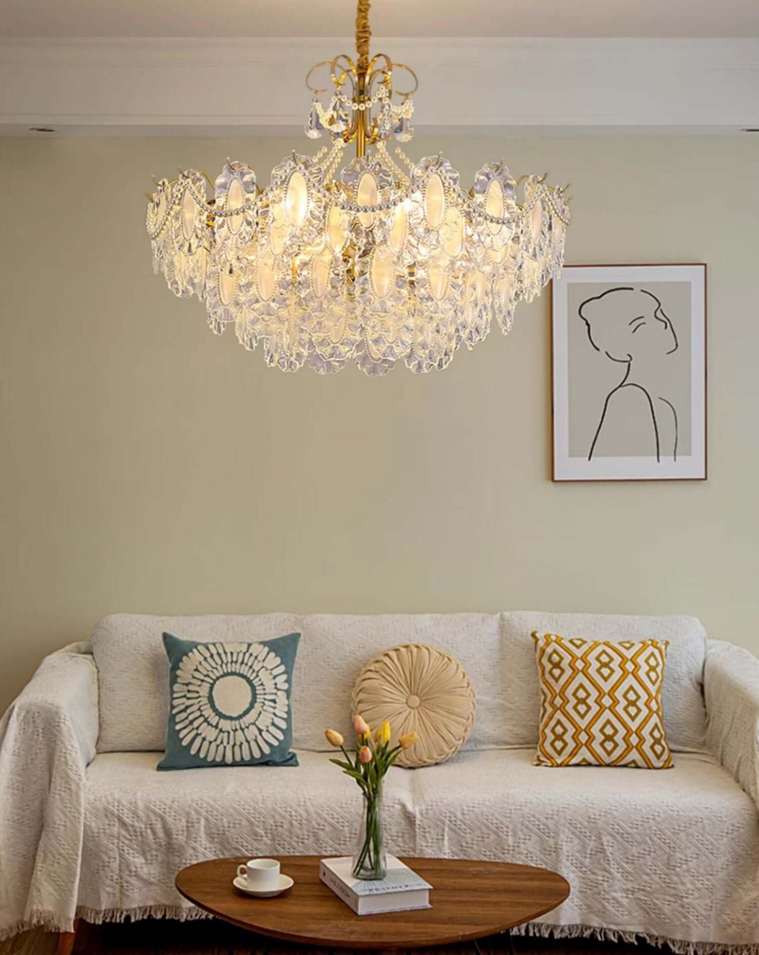 Vatina Chandelier