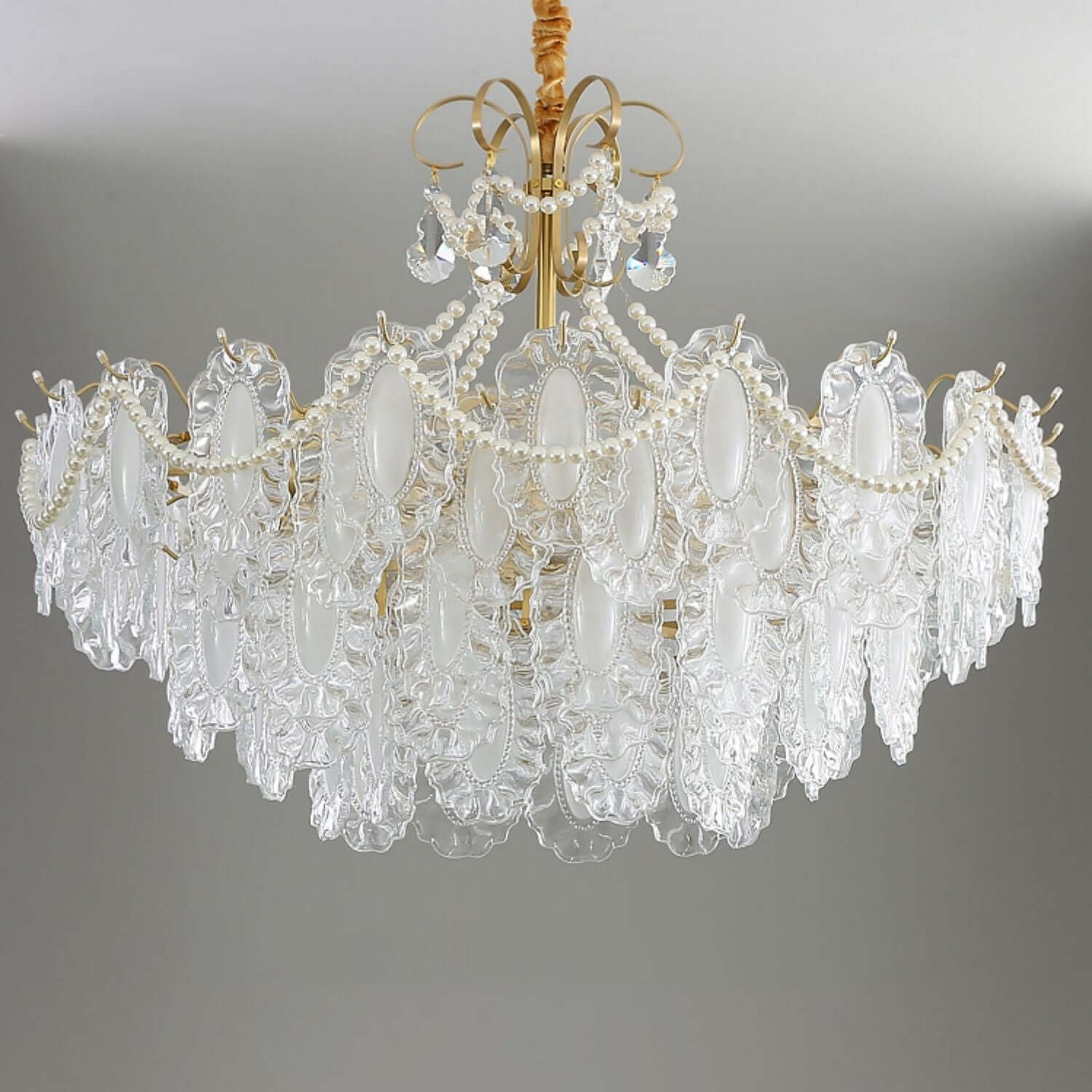 Vatina Chandelier