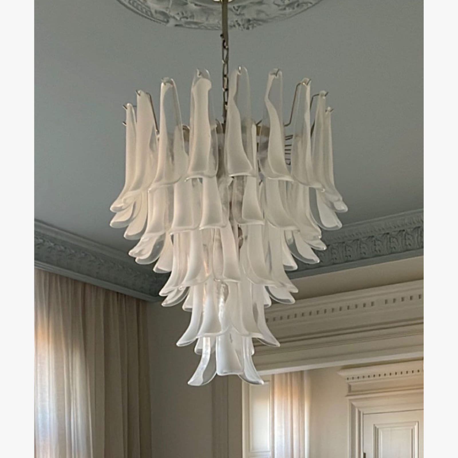 Vekla Chandelier