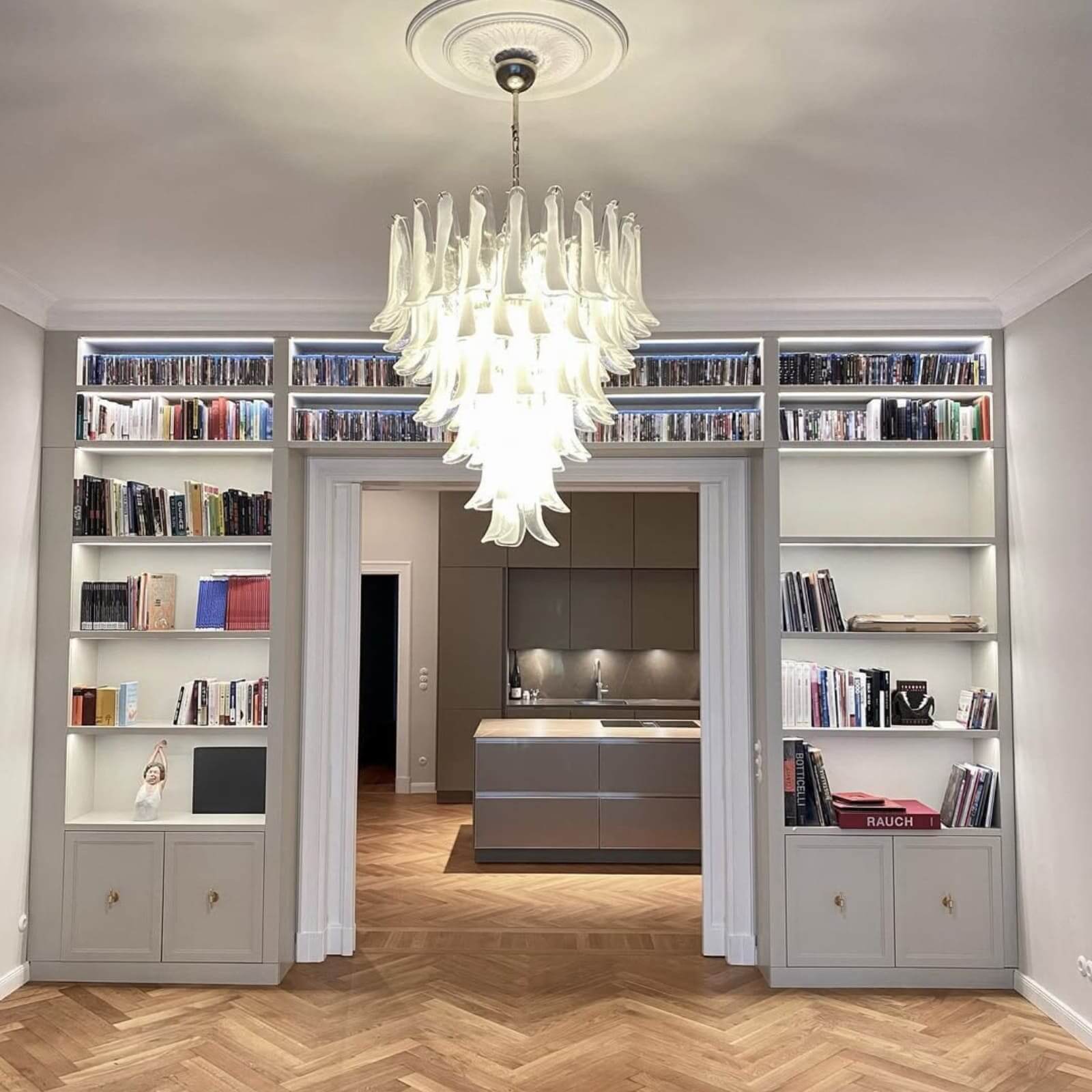 Vekla Chandelier
