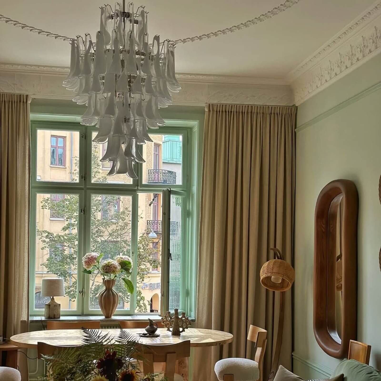 Vekla Chandelier
