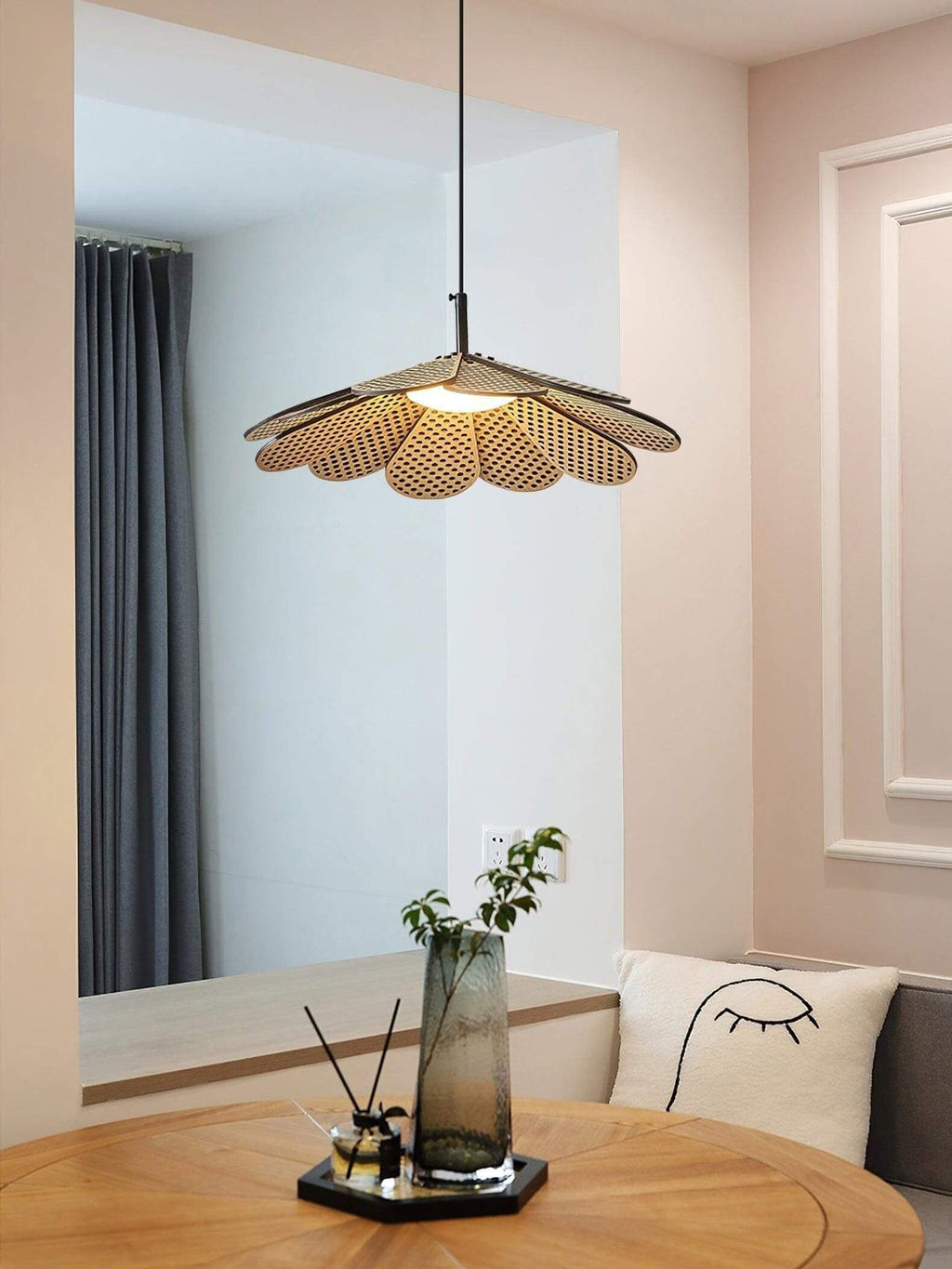 Vendra Pendant Light