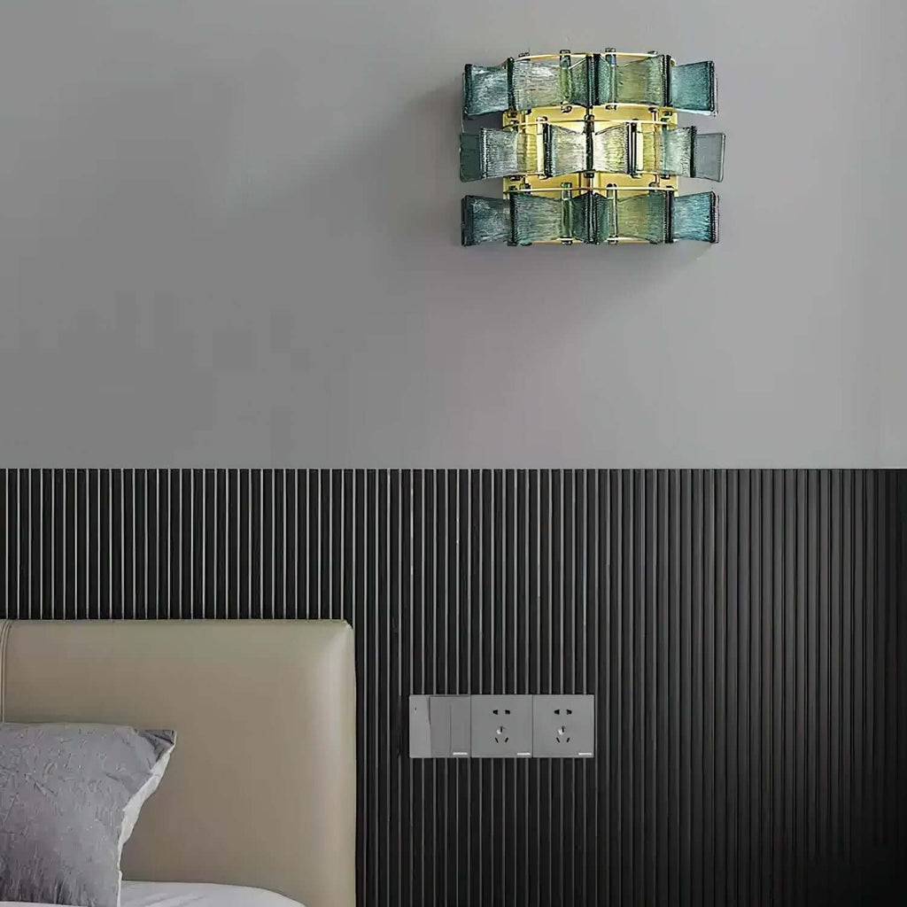 Vexano Wall Lamp