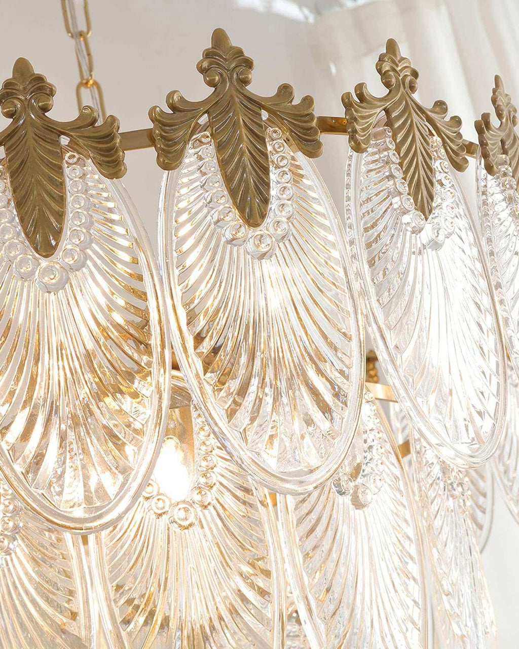 Vynoxi Chandelier