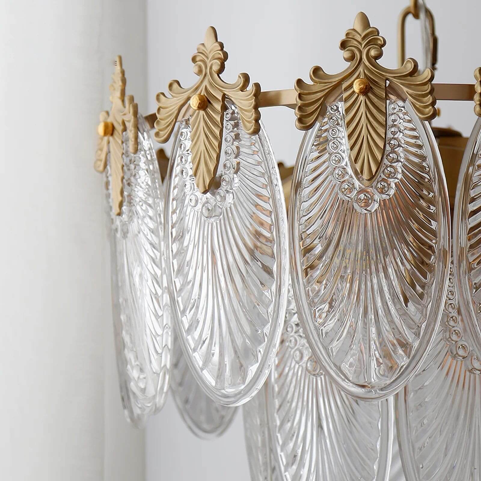 Vynoxi Chandelier