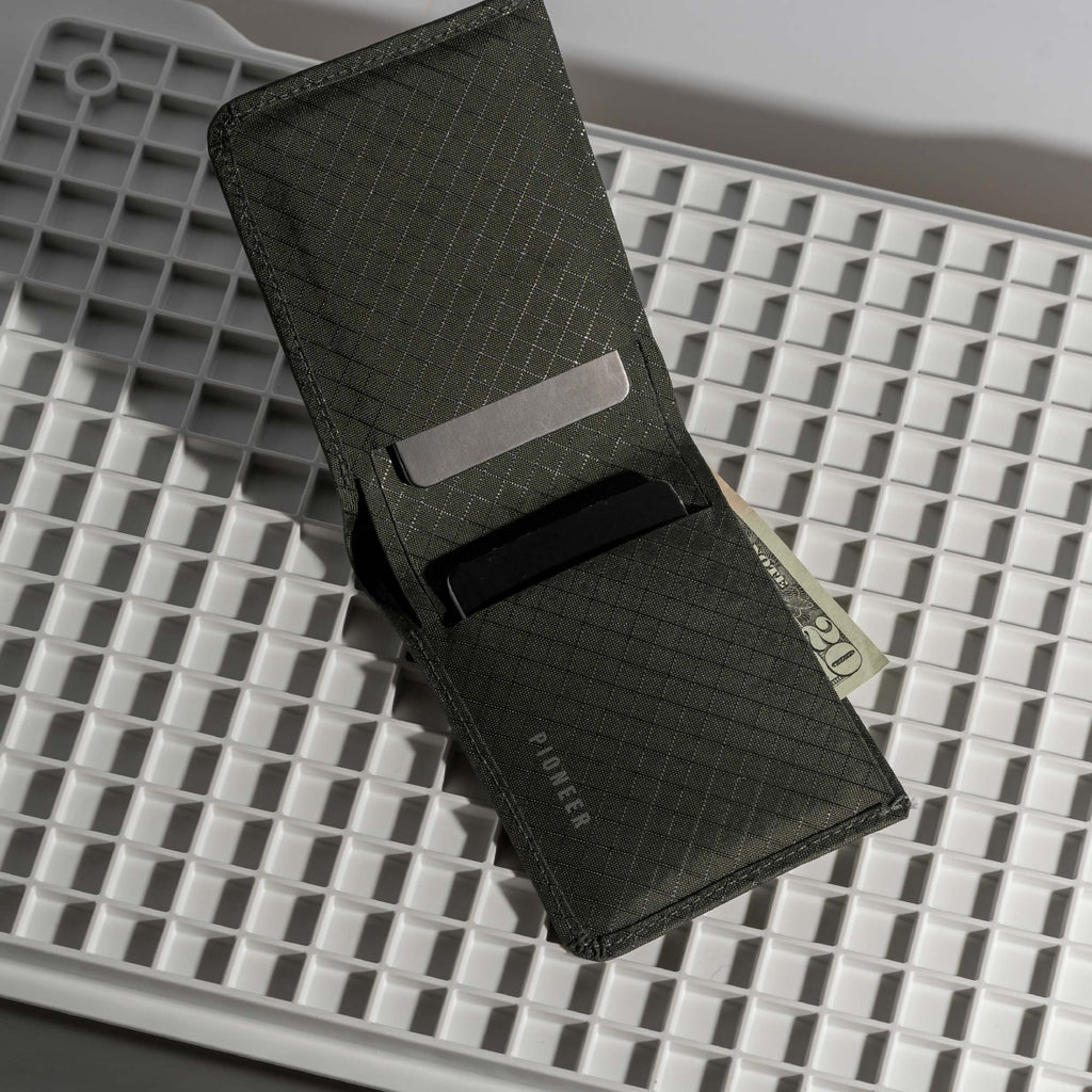 The Flyfold Wallet