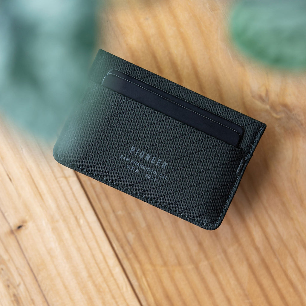 Molecule Cardholder