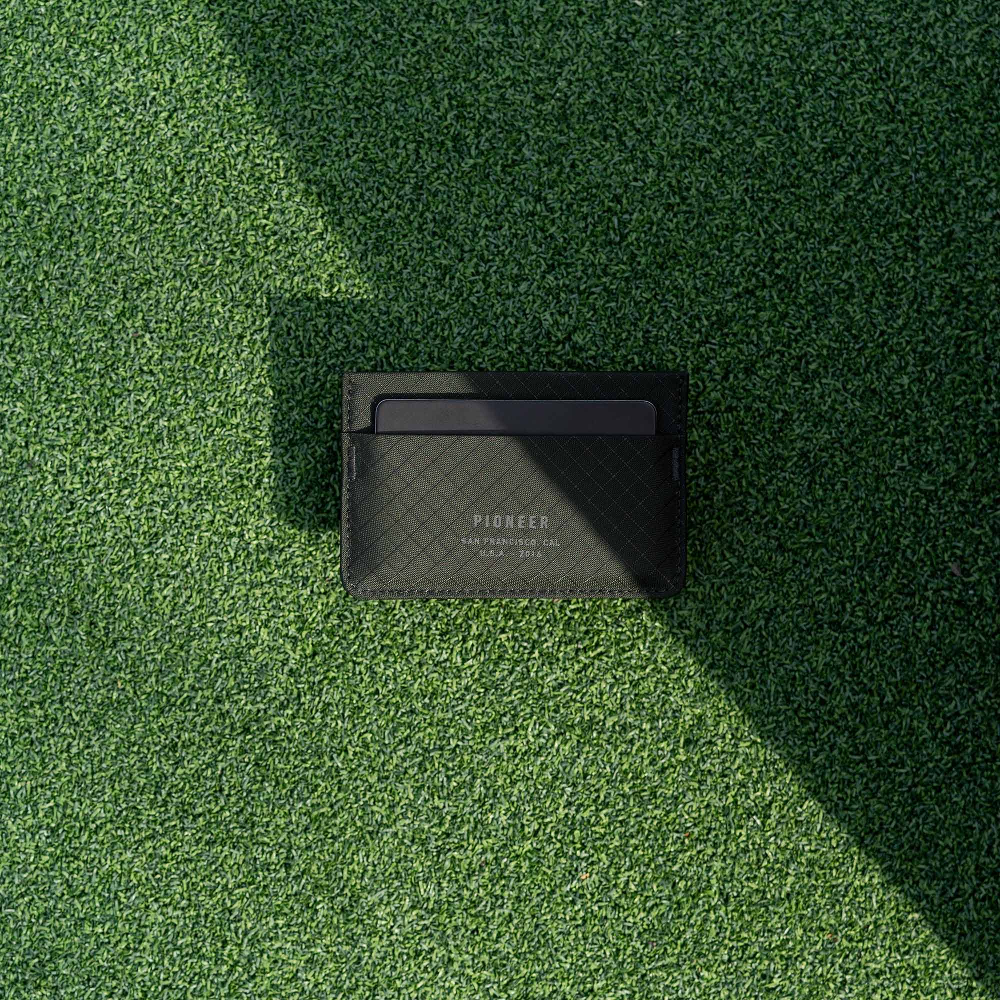 Molecule Cardholder