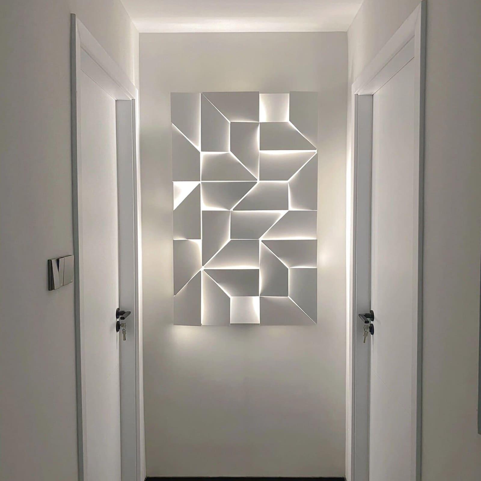 Wall Shadows Wall Lamp