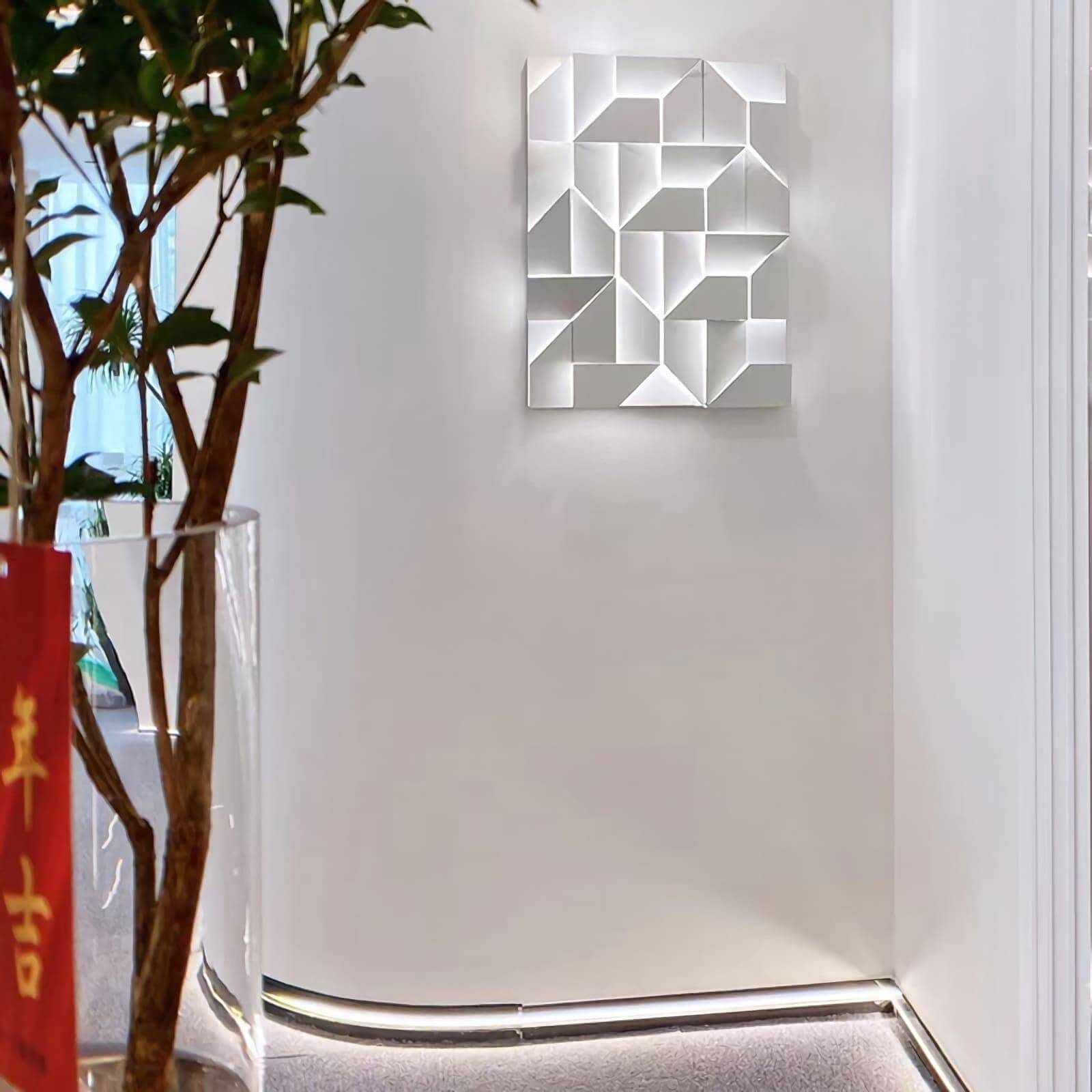Wall Shadows Wall Lamp