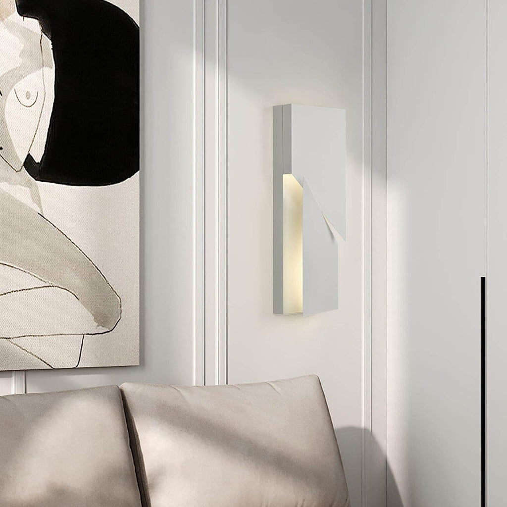 Wall Shadows Wall Lamp