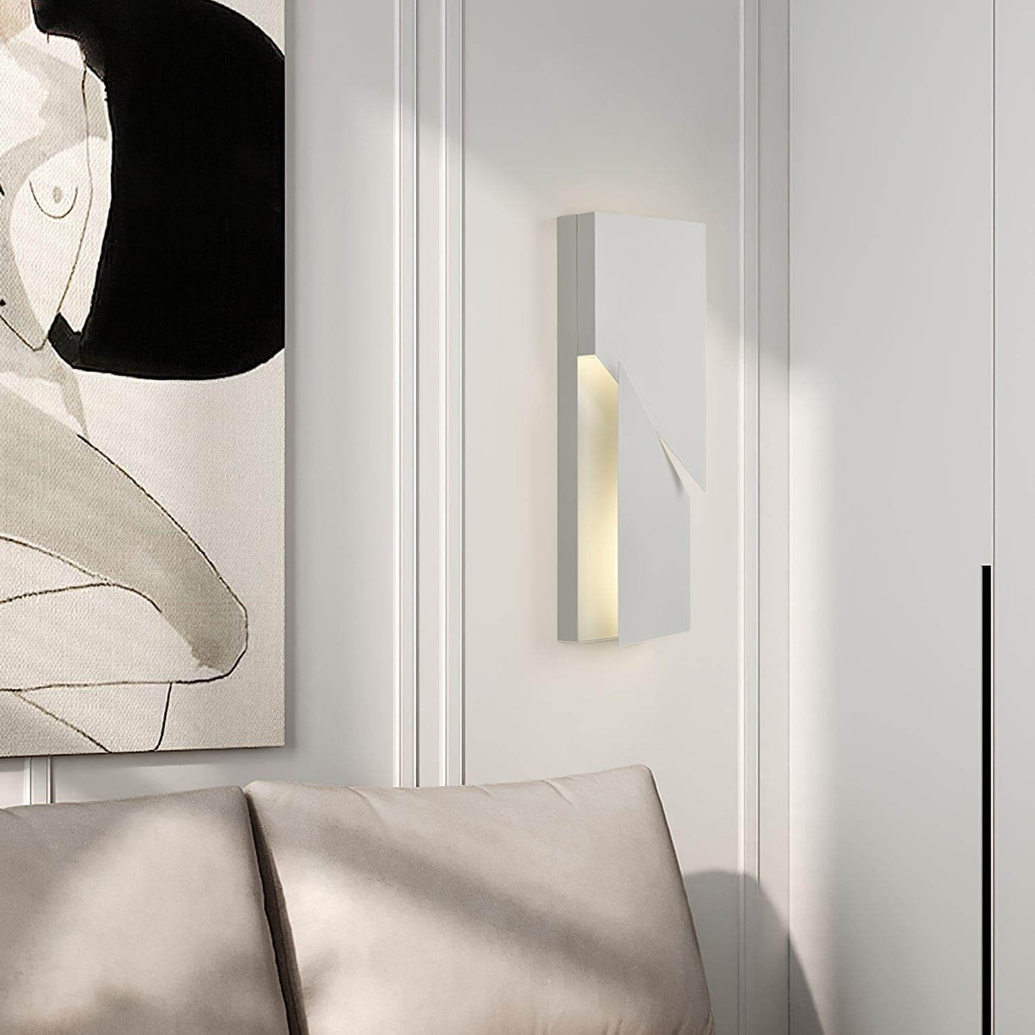 Wall Shadows Wall Lamp