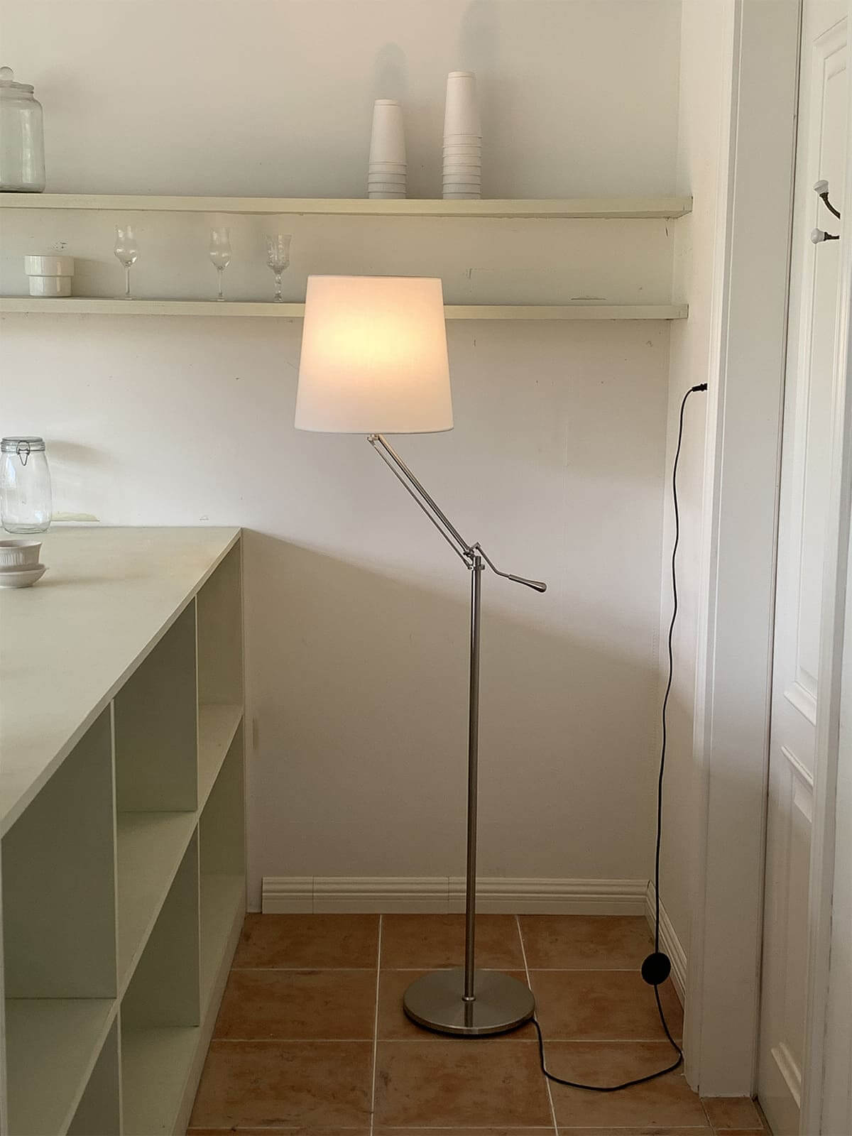 Xindea Floor Lamp