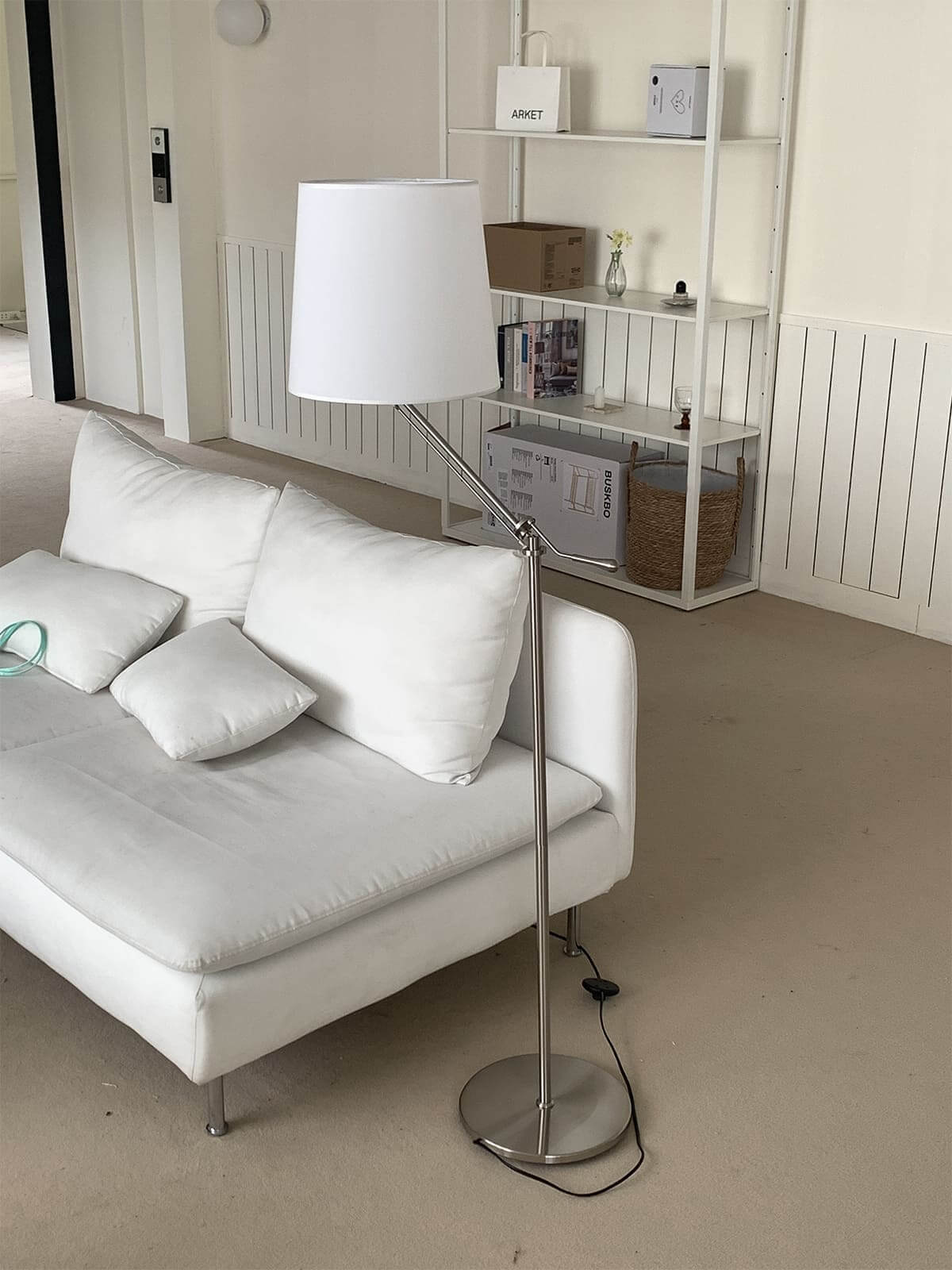 Xindea Floor Lamp