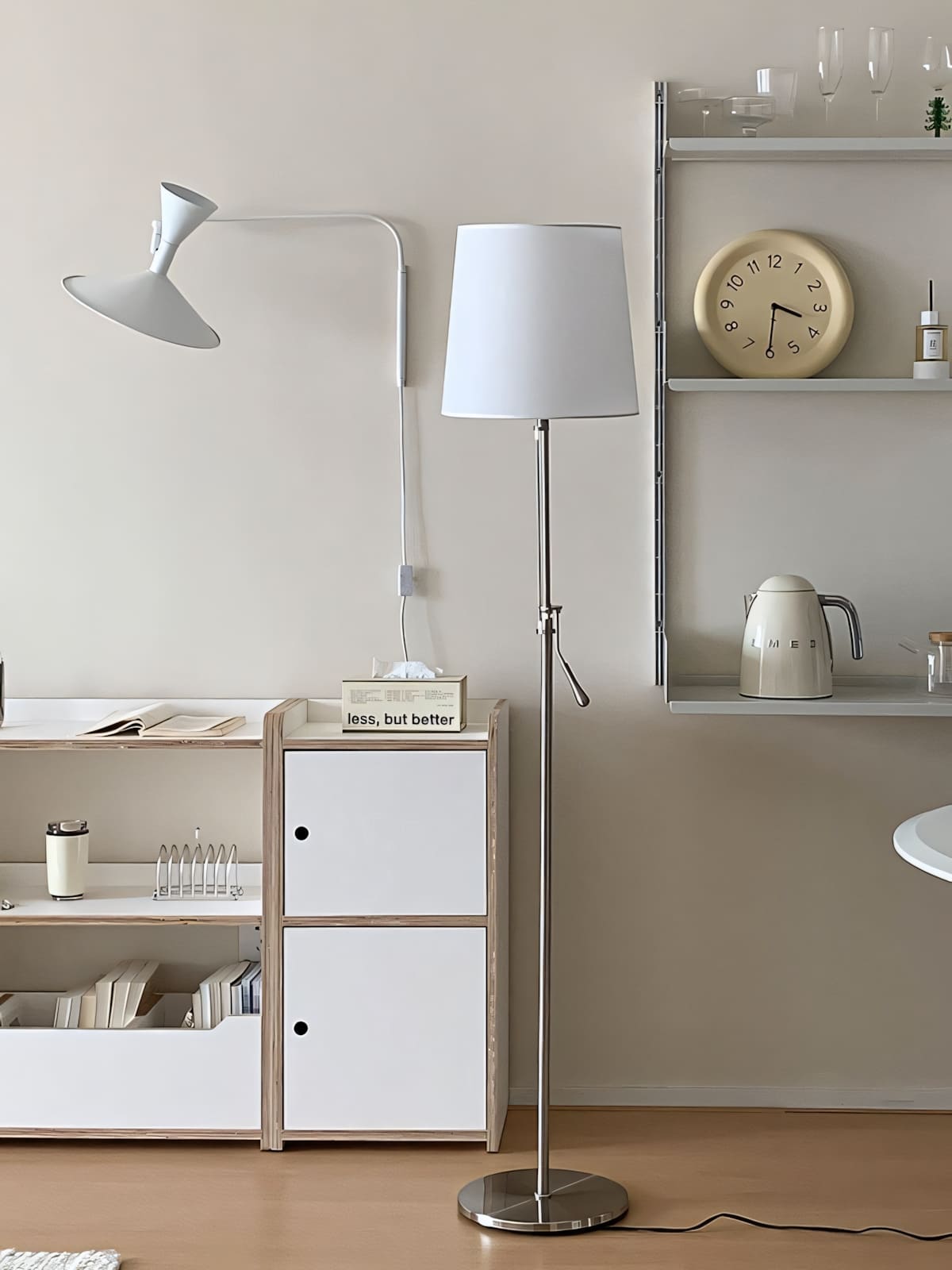 Xindea Floor Lamp