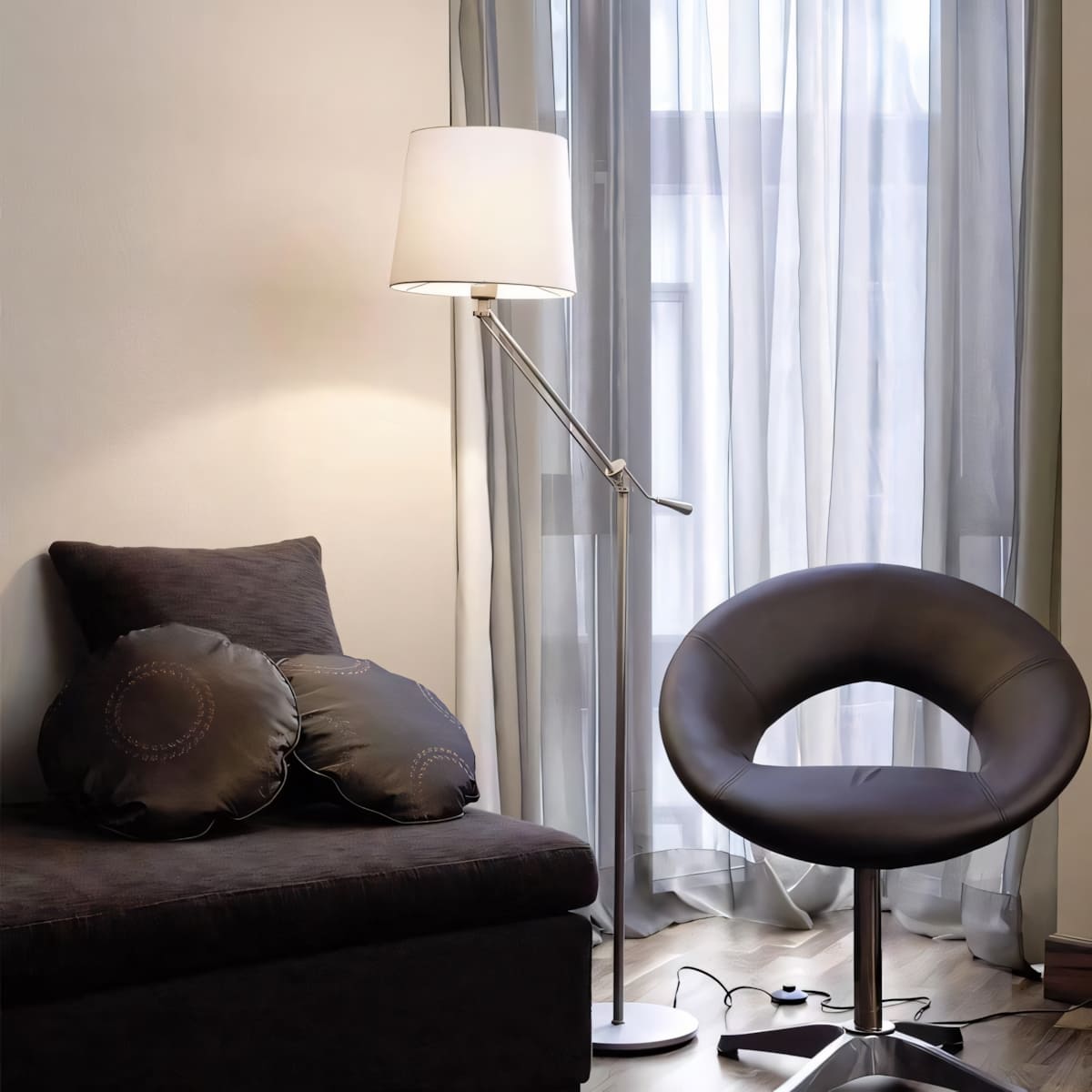 Xindea Floor Lamp