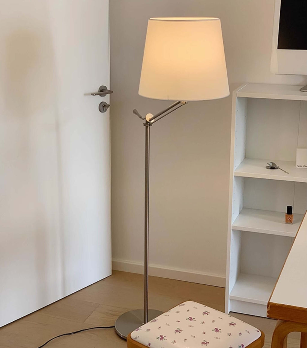 Xindea Floor Lamp