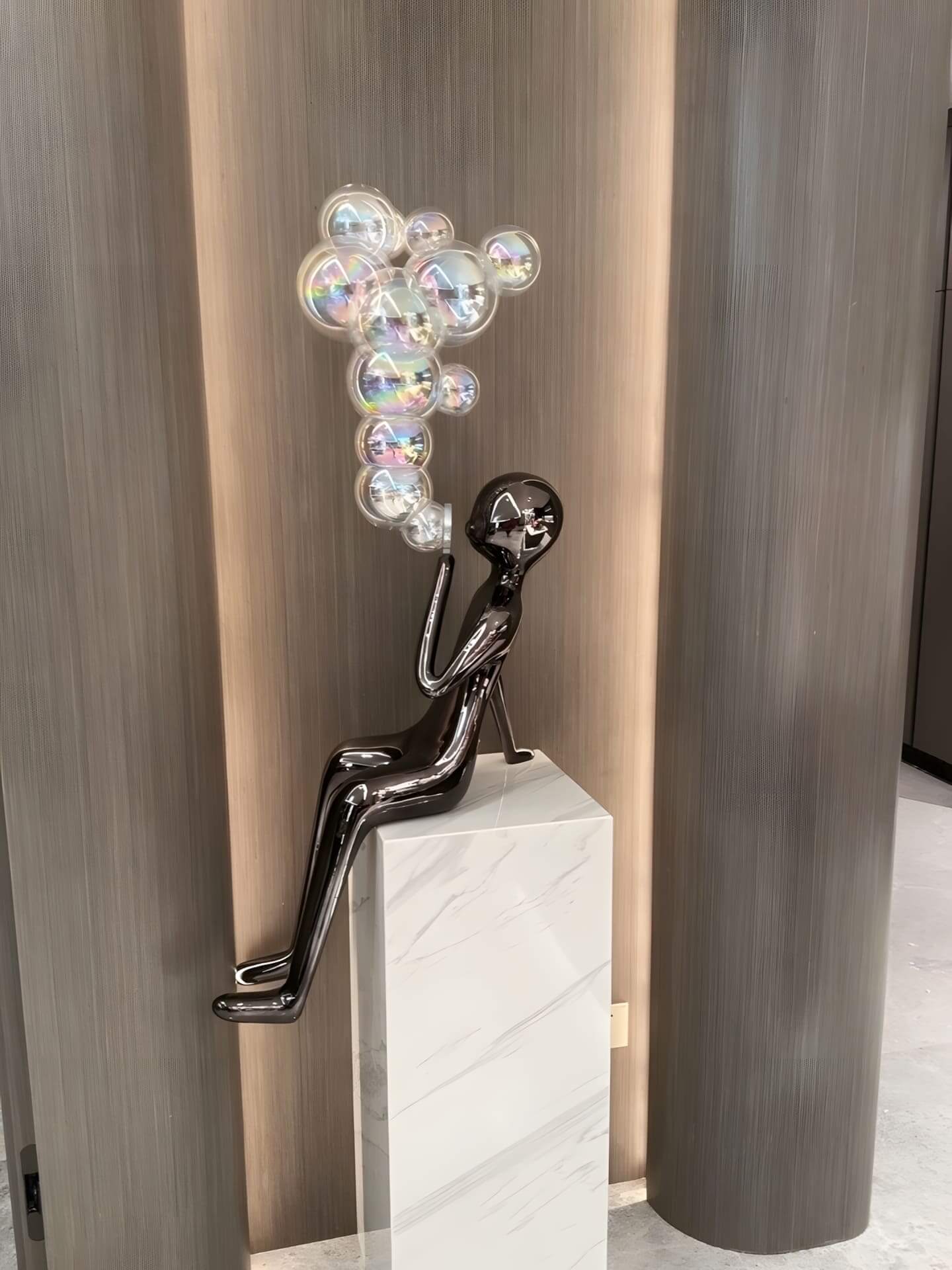 Xynka Sculpture