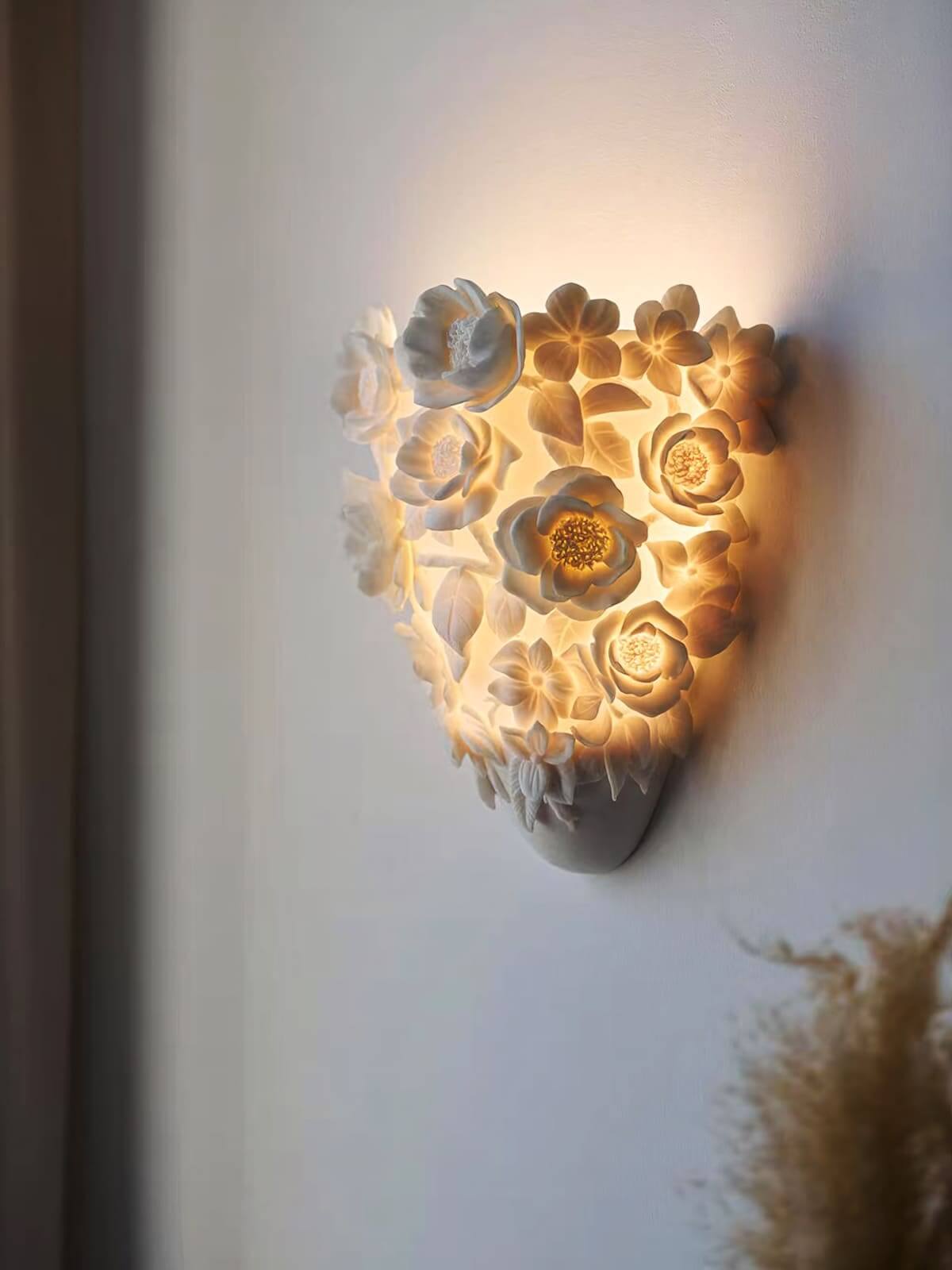 Zantor Wall Light