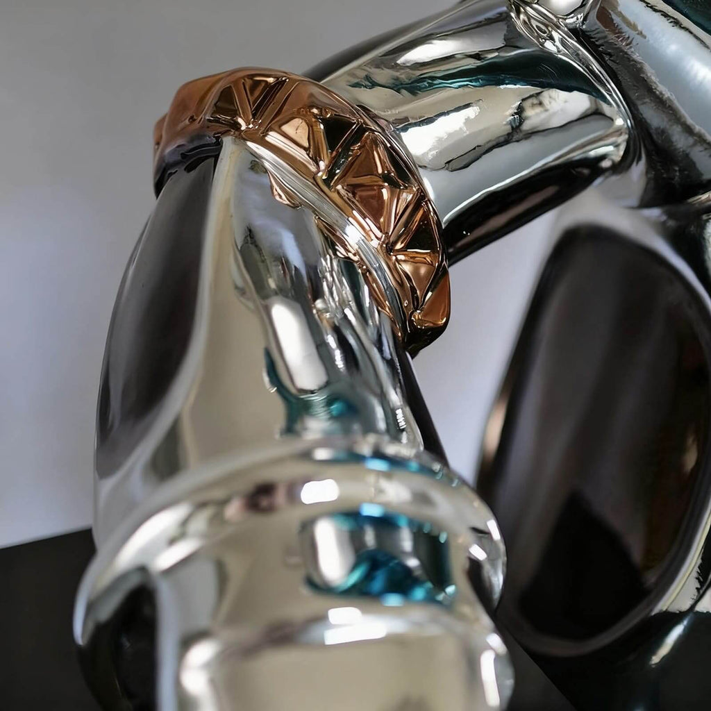 Zevilo Sculpture