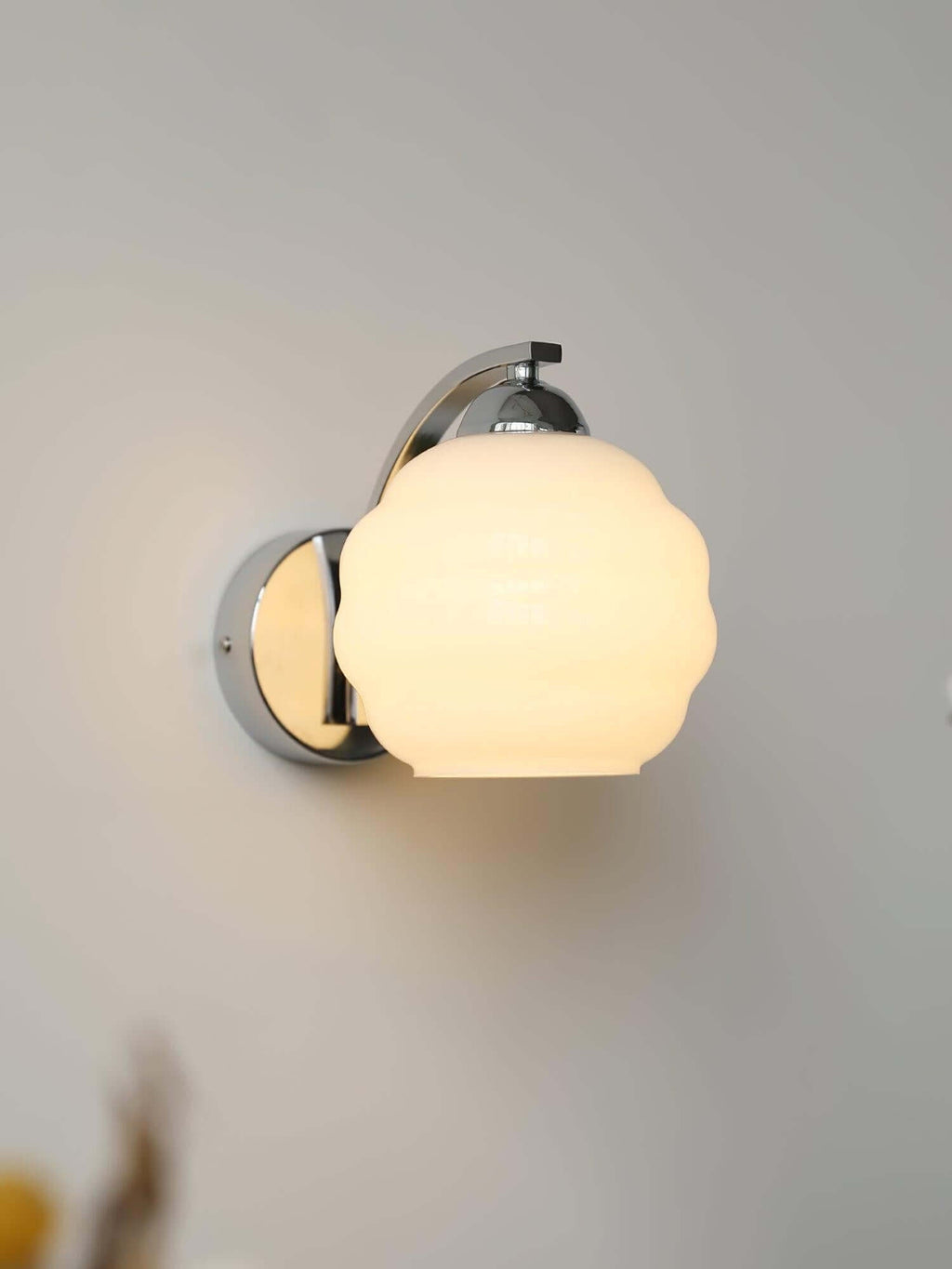 Zirona Wall Lamp