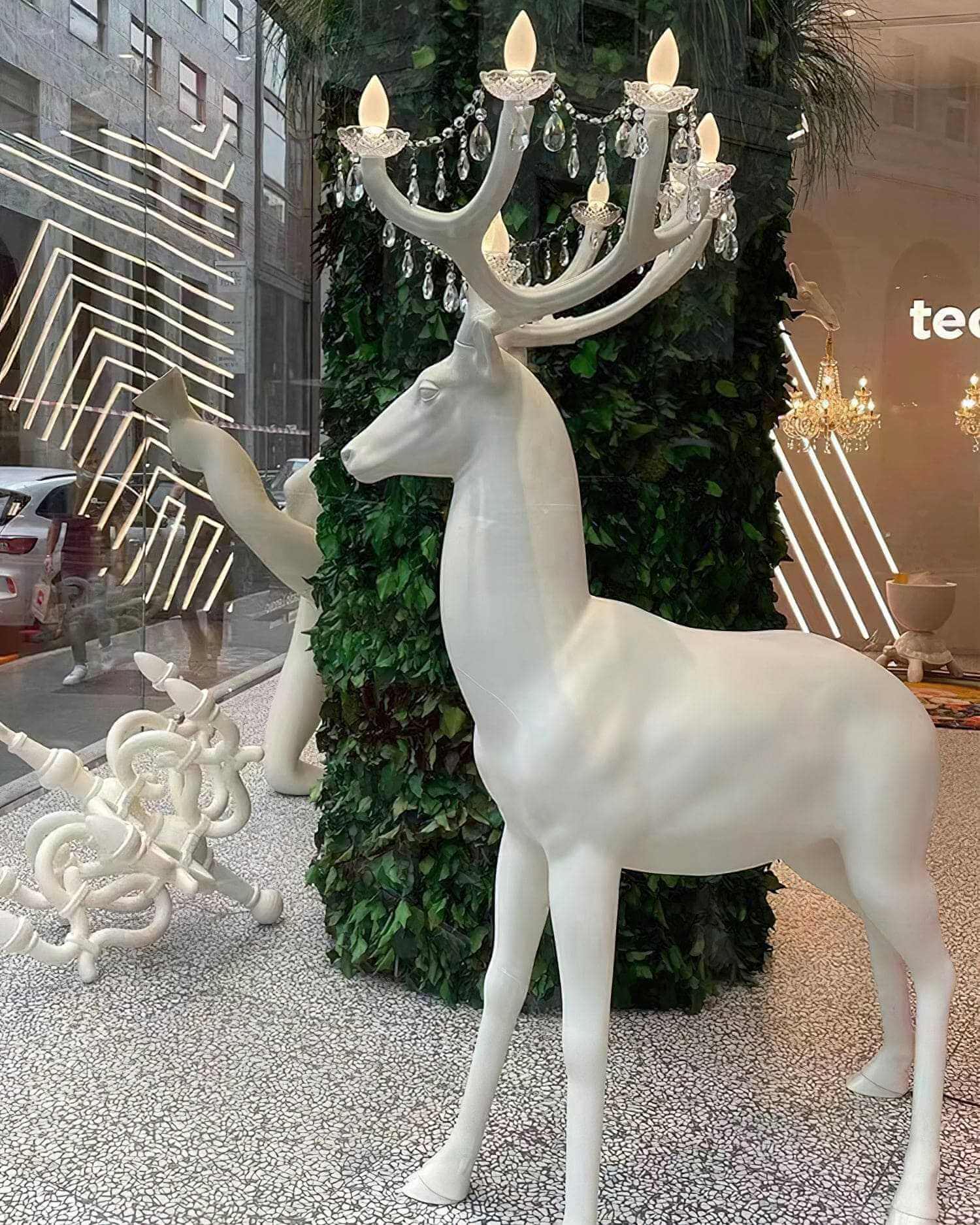 Zylarin Resin Floor Lamp