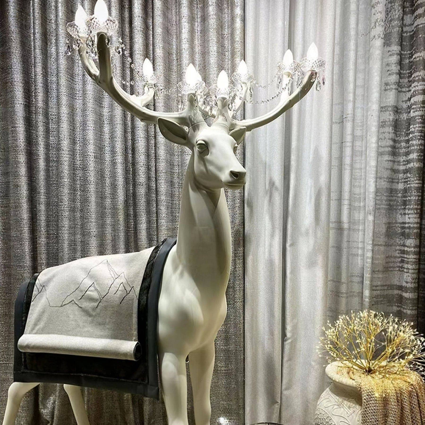 Zylarin Resin Floor Lamp